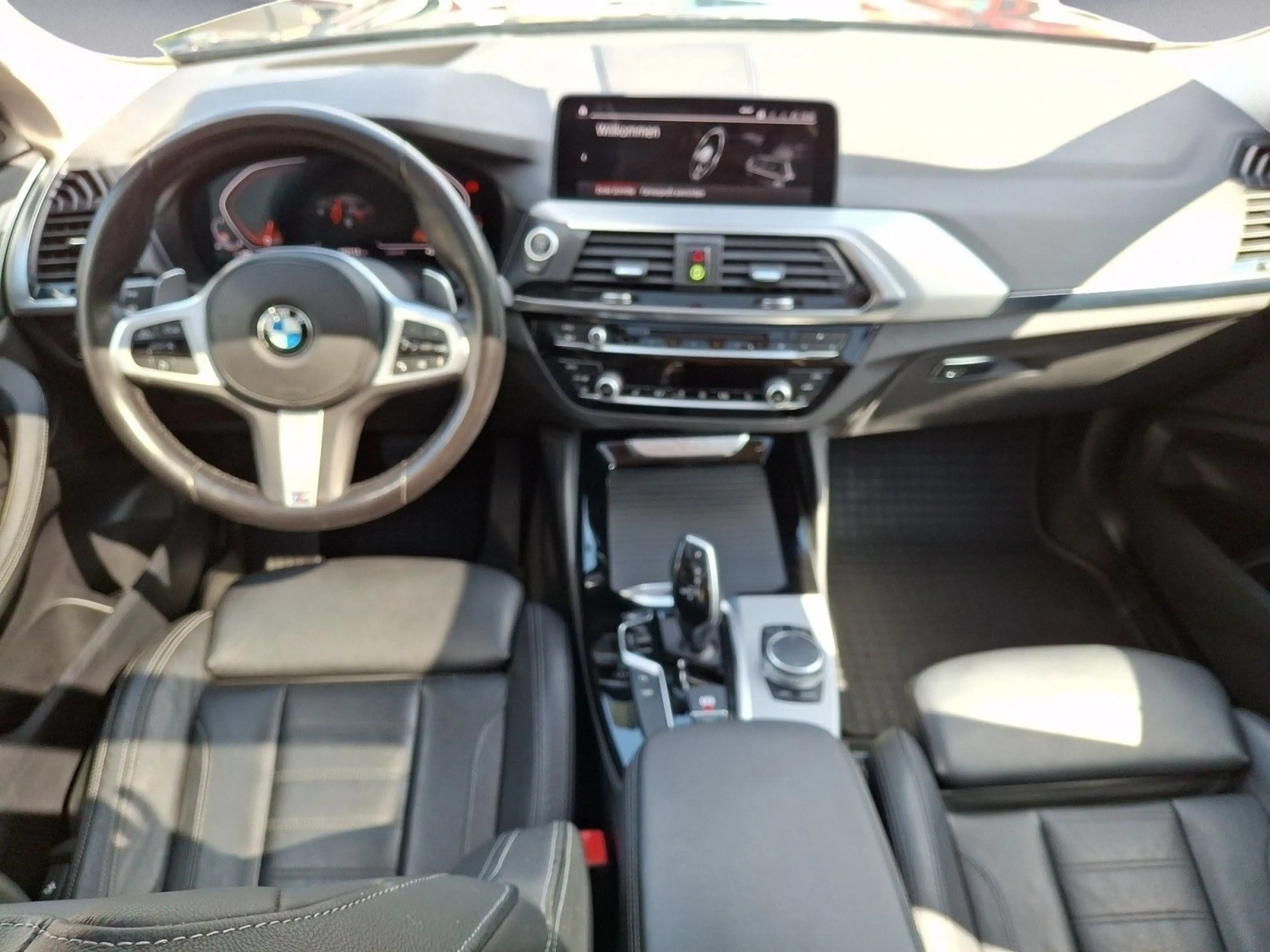 BMW X4 xDrive30i AT xLine Innovationsp. Sport Aut. — photo 10