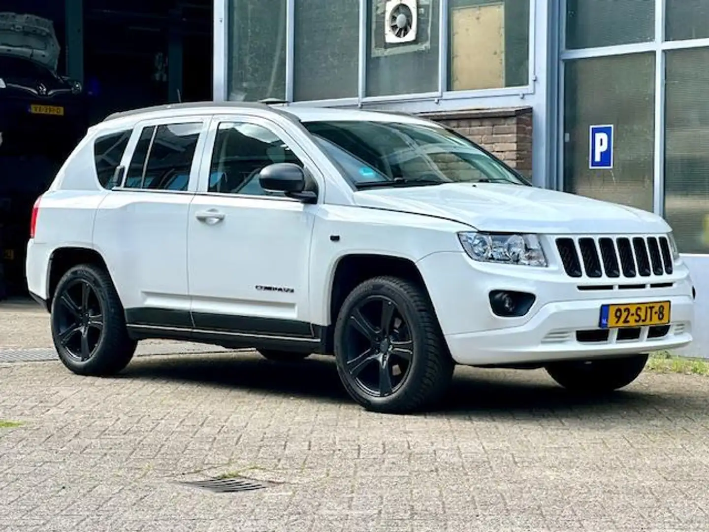 Jeep Compass Automaat 2.4 Limited 4WD Wit - 2