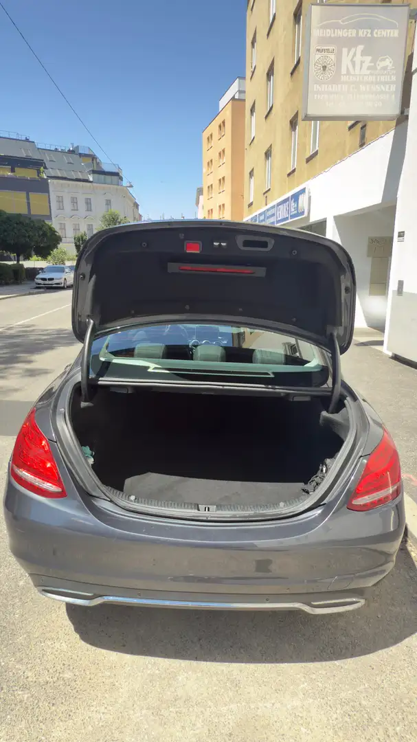 Mercedes-Benz C 180 C 180 d Aut. Grau - 2