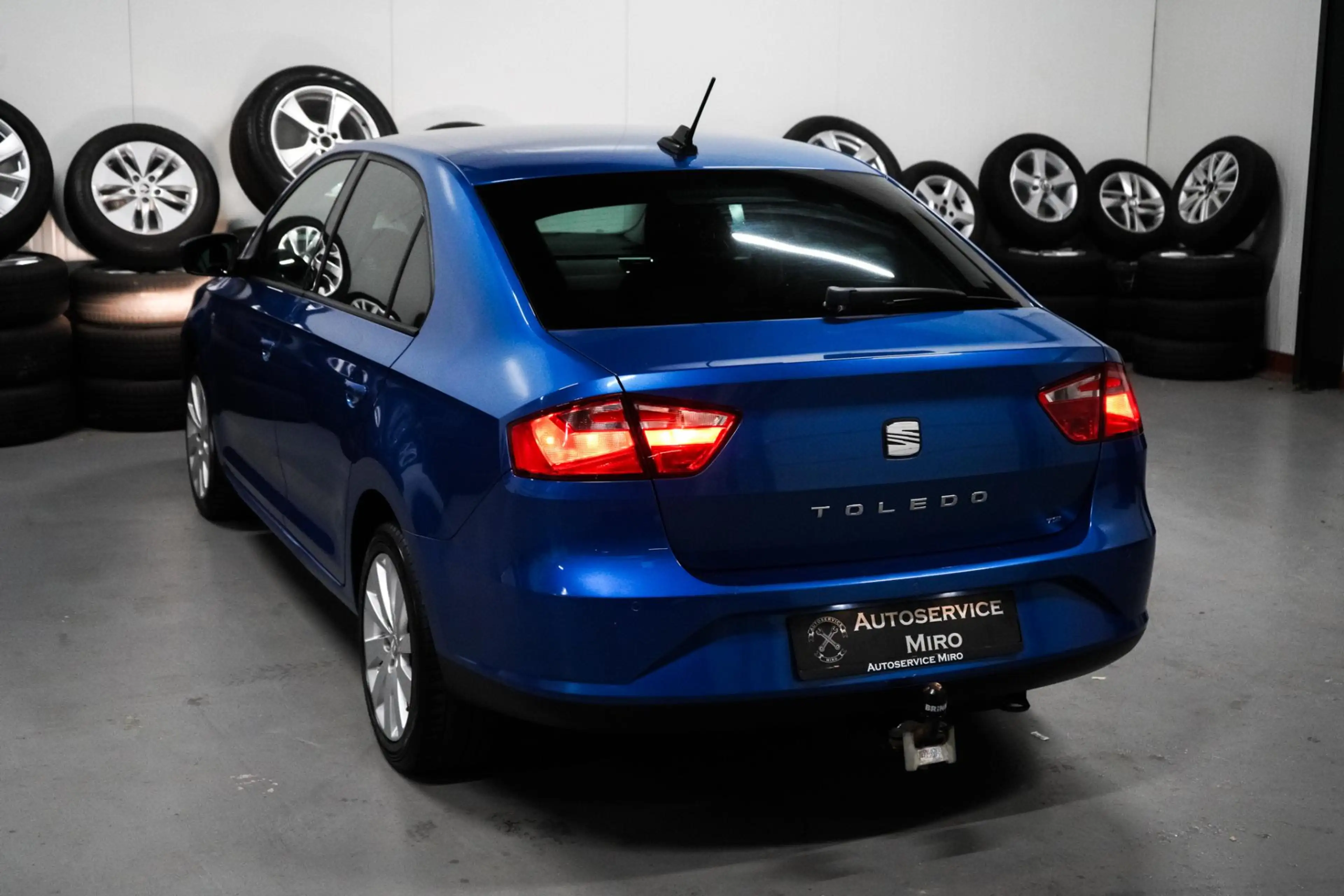 SEAT Toledo 1.2 TSI Businessline High Navi l Clima l Cruise l — photo 6