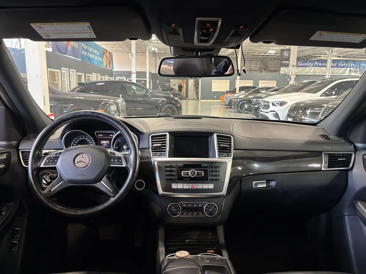 Mercedes-Benz GL-Class снимка Mercedes-Benz GL-Class