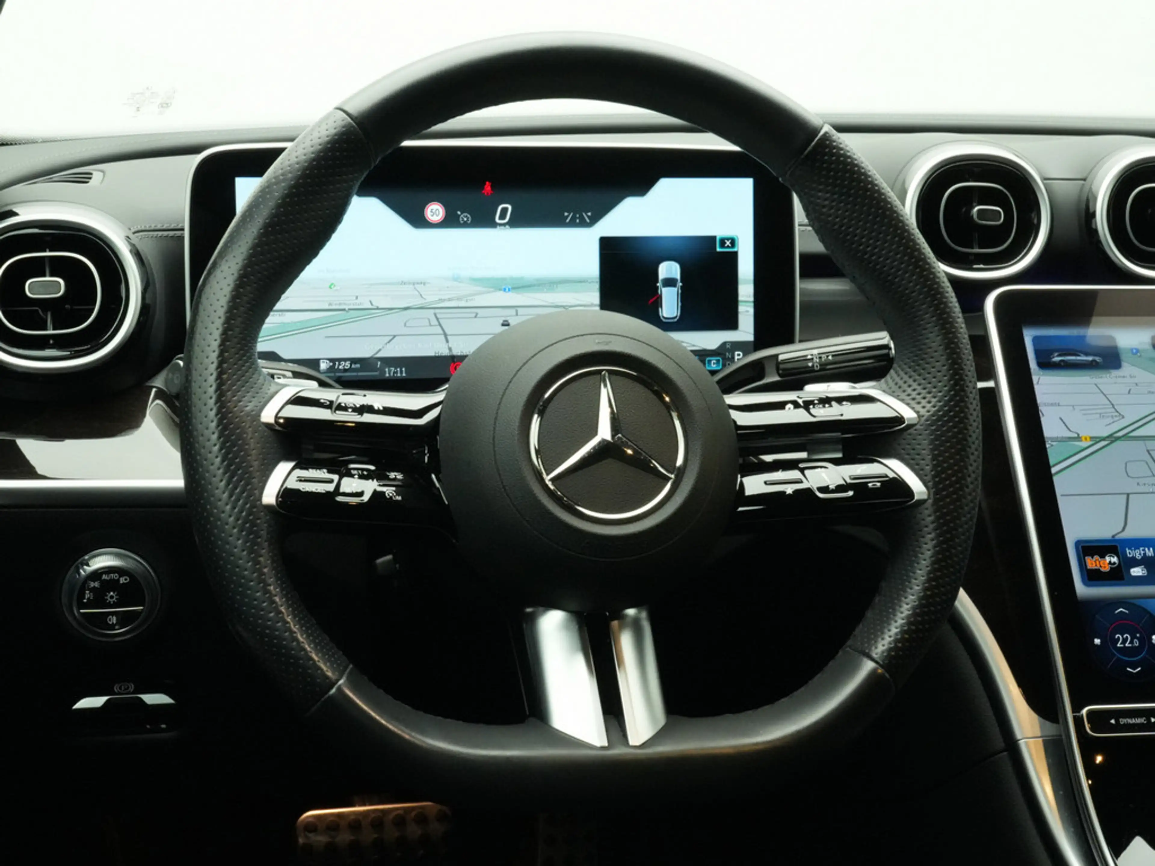 Mercedes-Benz C 200 T AMG Line NAVI SHZ LED 360° KAM MEMORY — photo 12