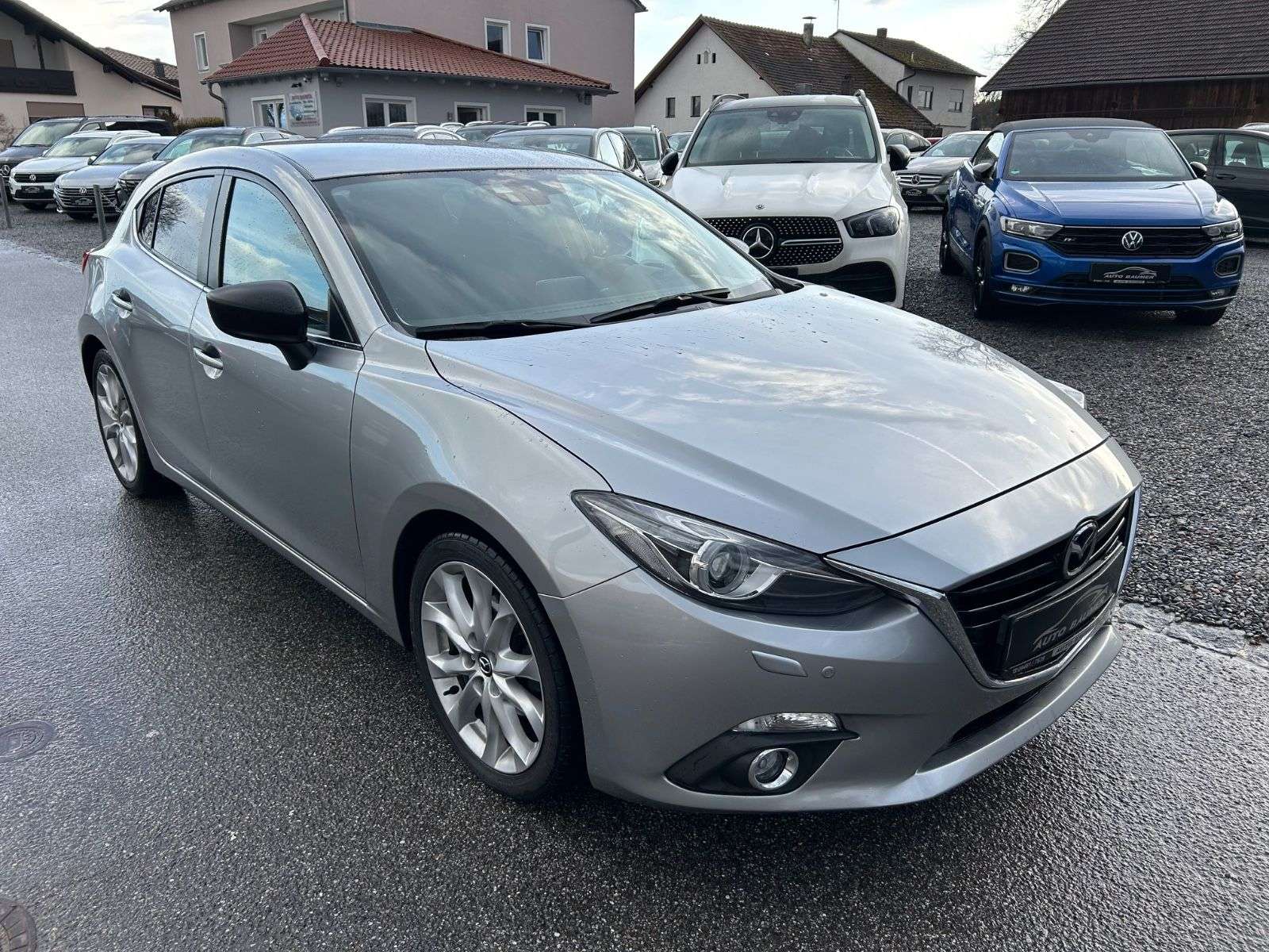 Second hand Mazda 3 2.0