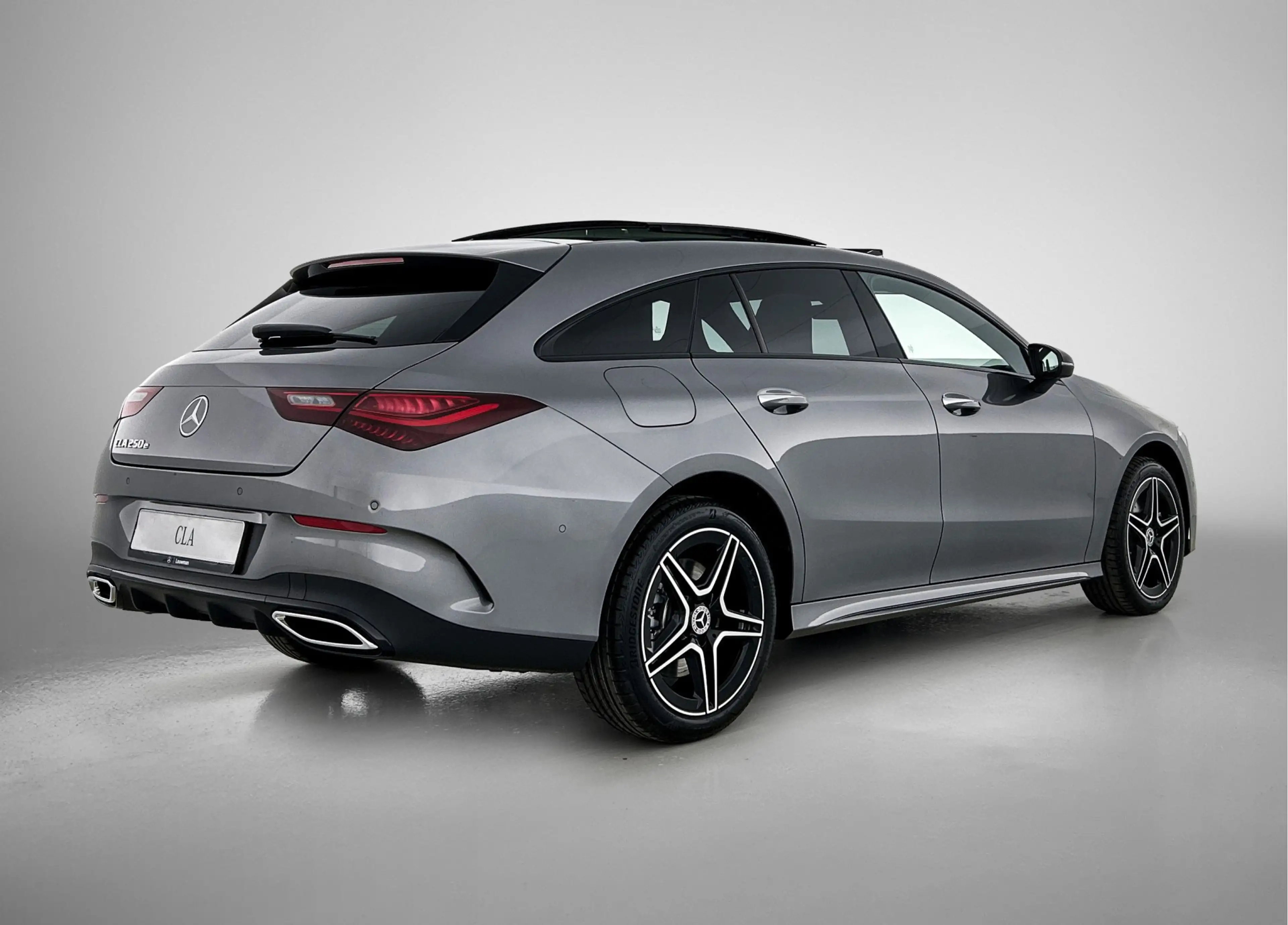Mercedes-Benz CLA 250 Shooting Brake e Business Solution AMG | Nightpakk — photo 2