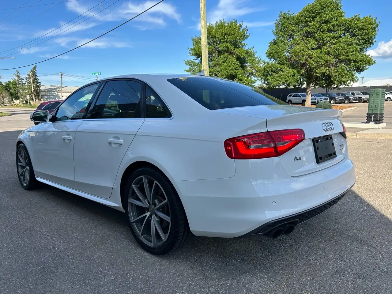 Audi A4 photo Audi A4