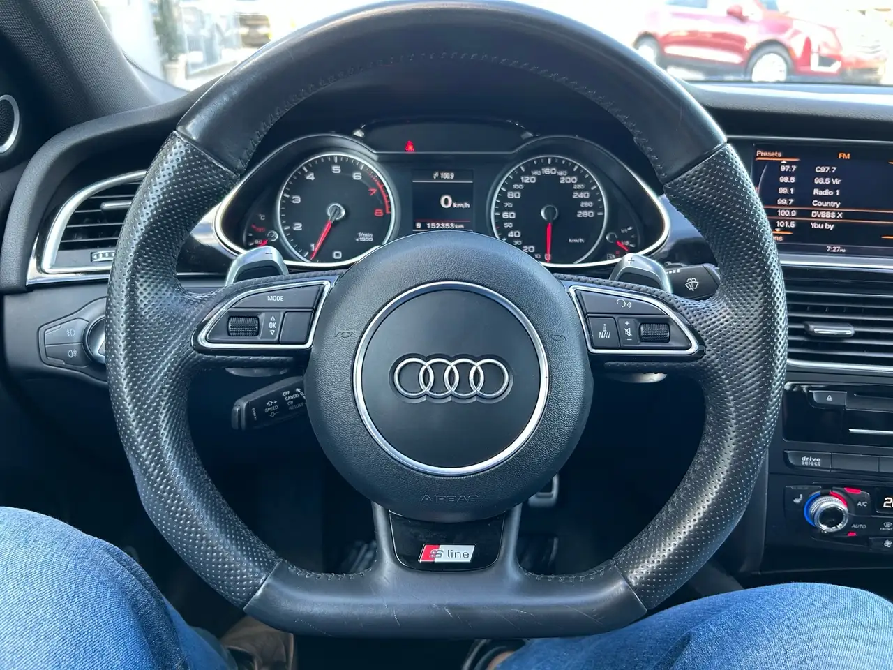 Audi A4 photo Audi A4