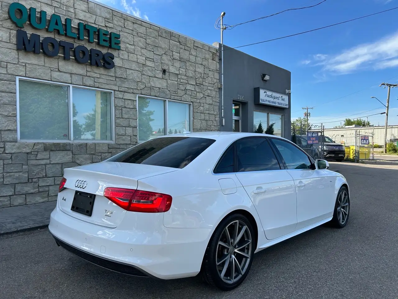 Audi A4 photo Audi A4