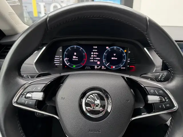 Skoda Octavia view 14