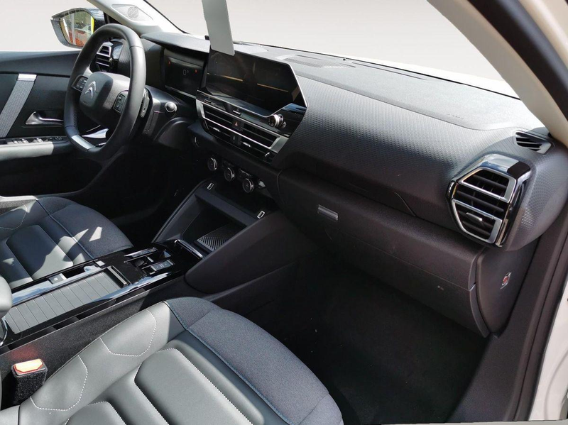 Citroen C4 Shine 1.2 e-THP / PureTech — photo 6