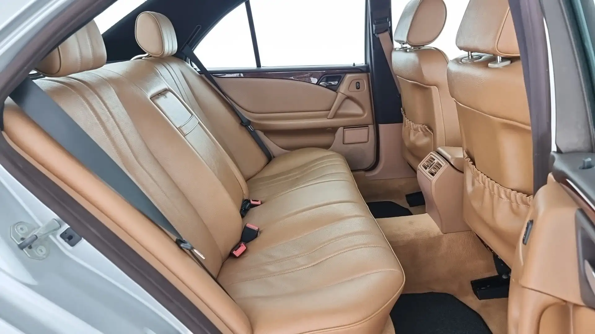 Mercedes-Benz E 300 E 300 turbodiesel cat Elegance Argento - 2