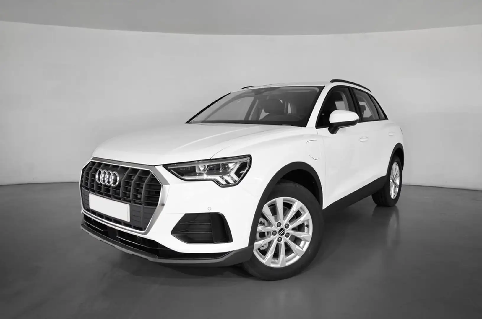 Audi Q3 Edition 45 TFSIe 180 kW (245 CV) S tronic Amarillo - 1