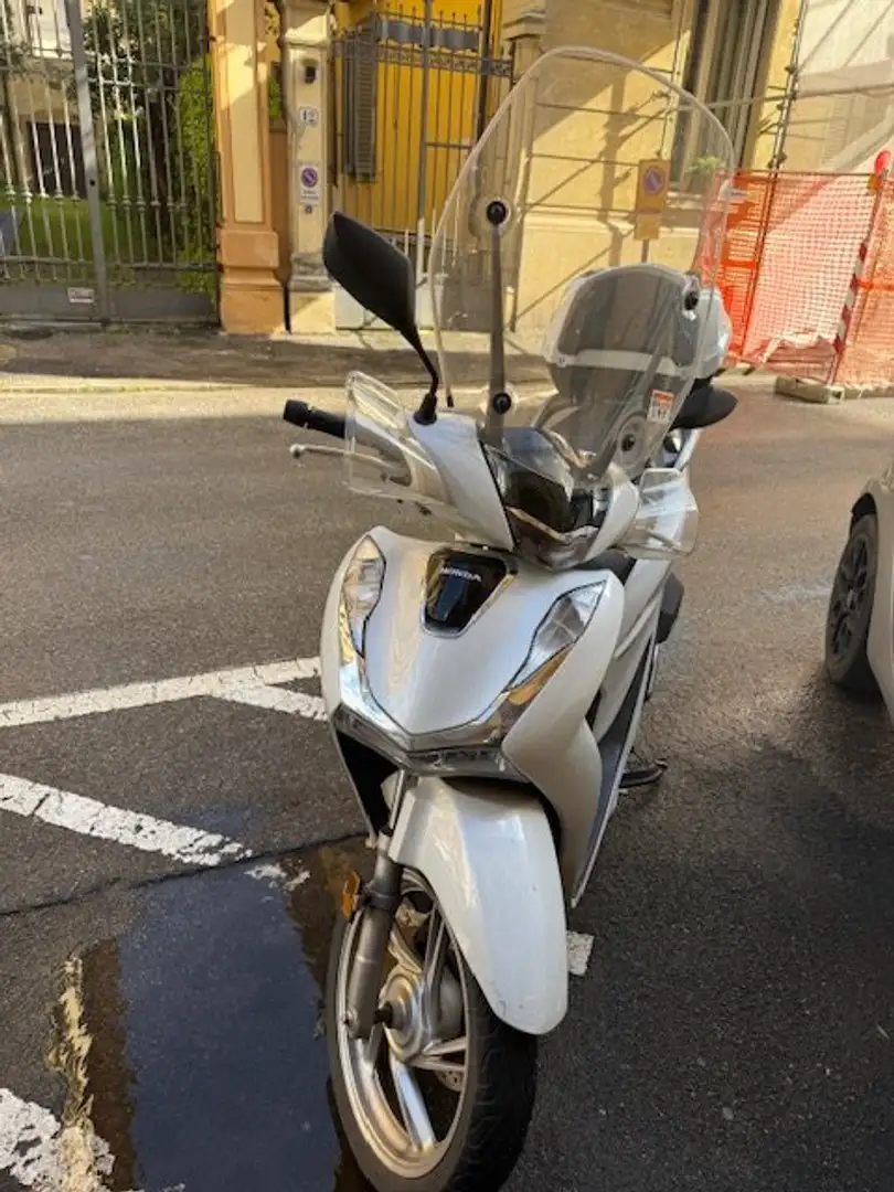 Honda SH 150 Alb - 2