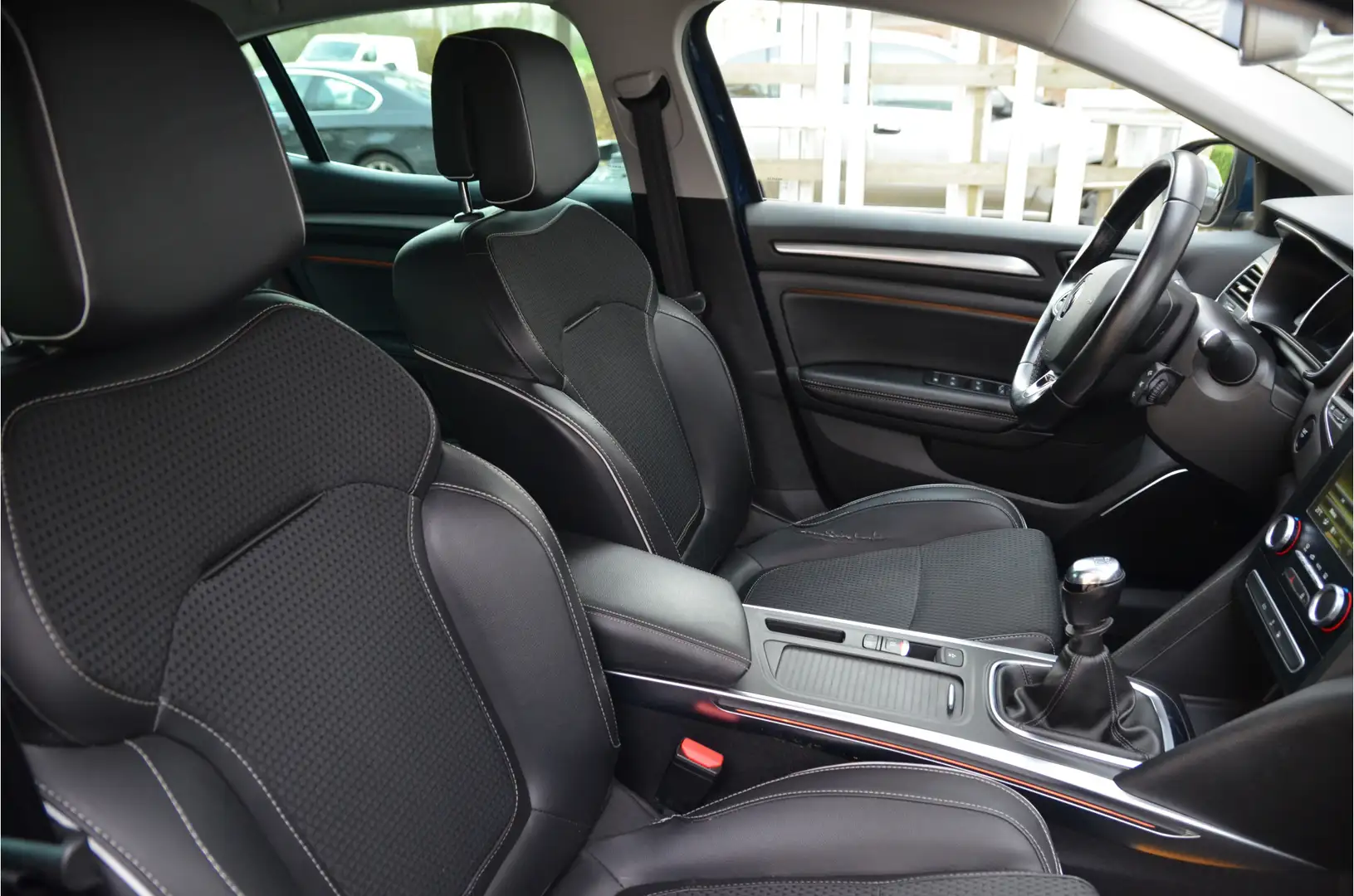 Renault Megane 1.3 TCe Bose Groot scherm, Ambilight, 1e Eigenaar Blu/Azzurro - 2