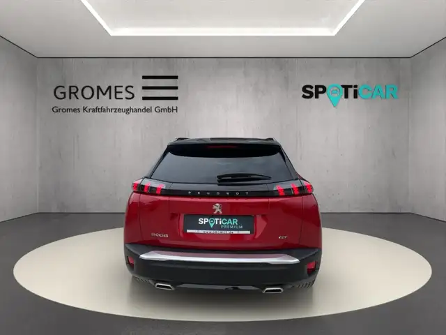 Peugeot 2008 view 4