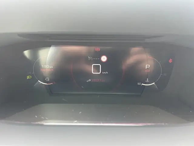 Peugeot 2008 view 15