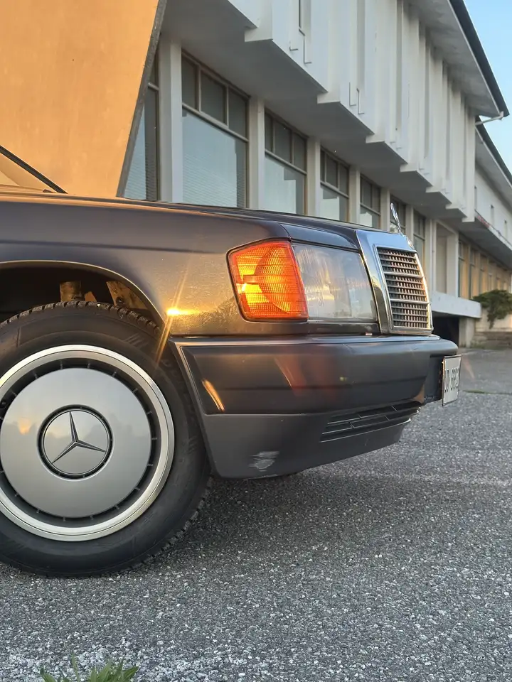Mercedes-Benz 190 1.8 E 109cv, foto 6