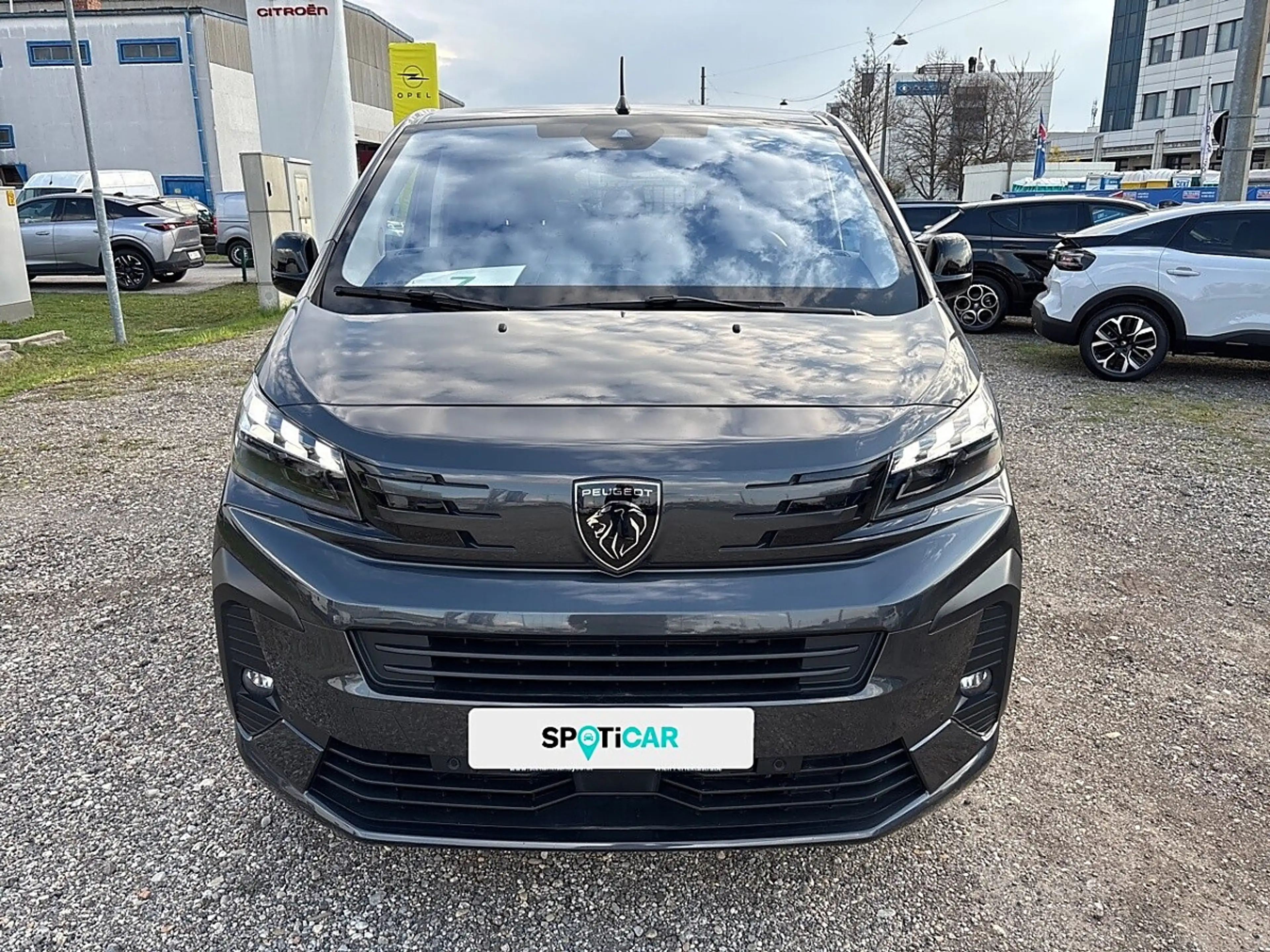 Peugeot Traveller Premium BlueHDi 180 Standard EAT8 — photo 2
