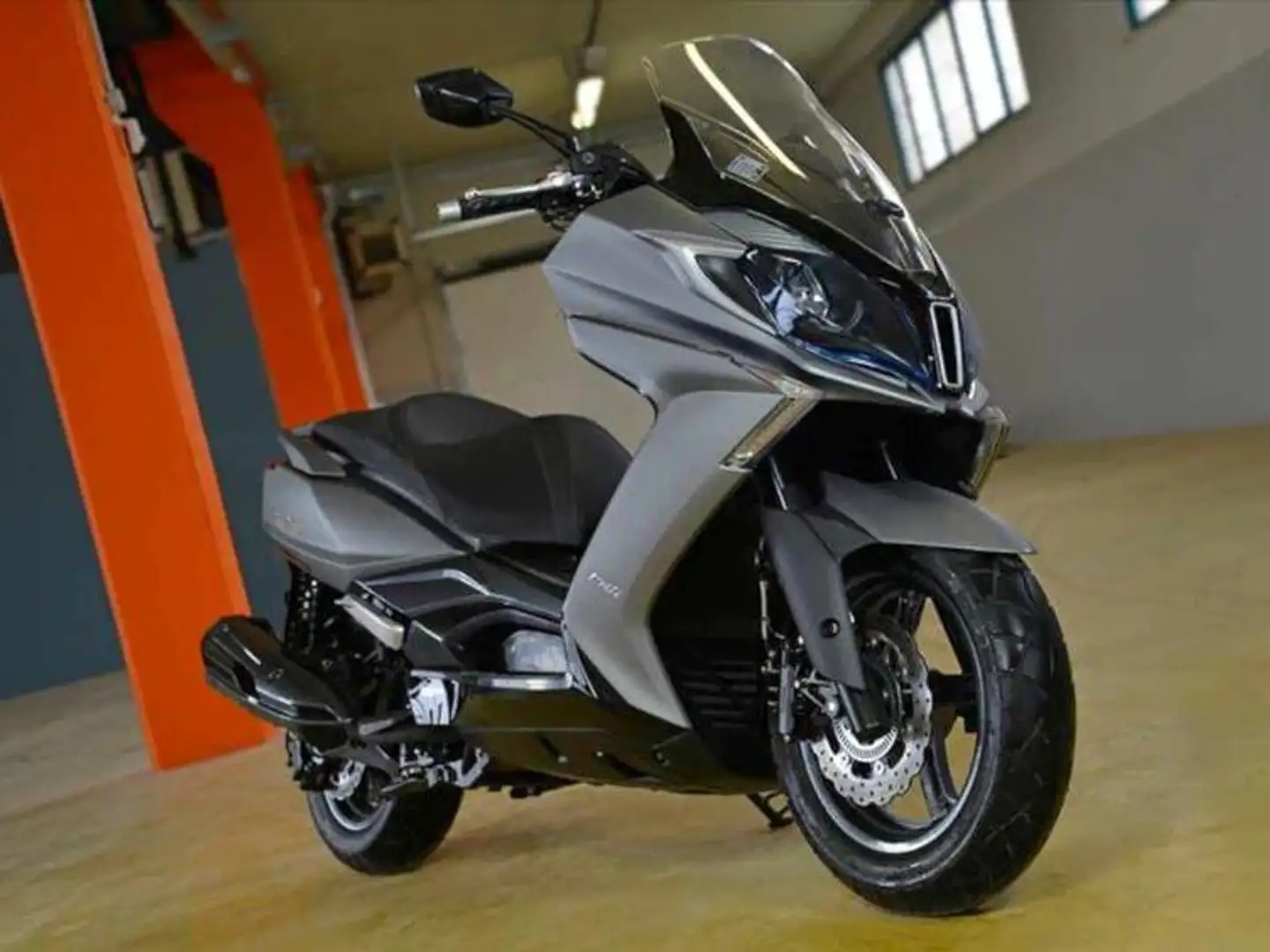 Kymco Downtown 350i Grau - 1