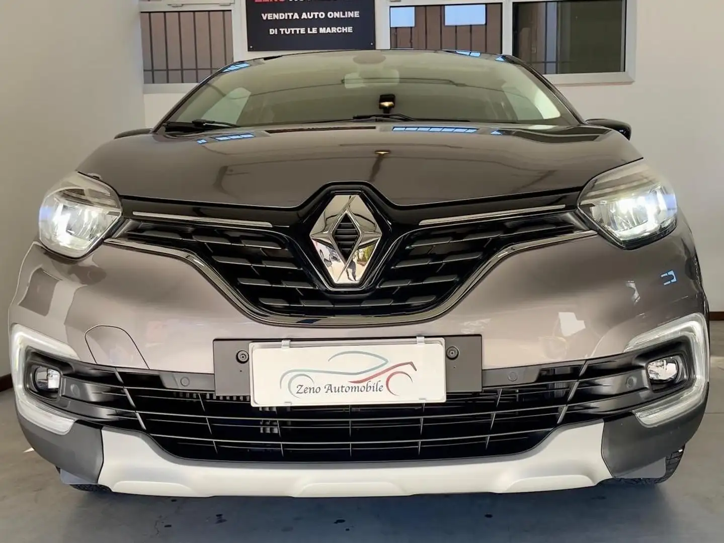 Renault Captur Intens/Led/Retrocamera/Neopatentati Grigio - 2