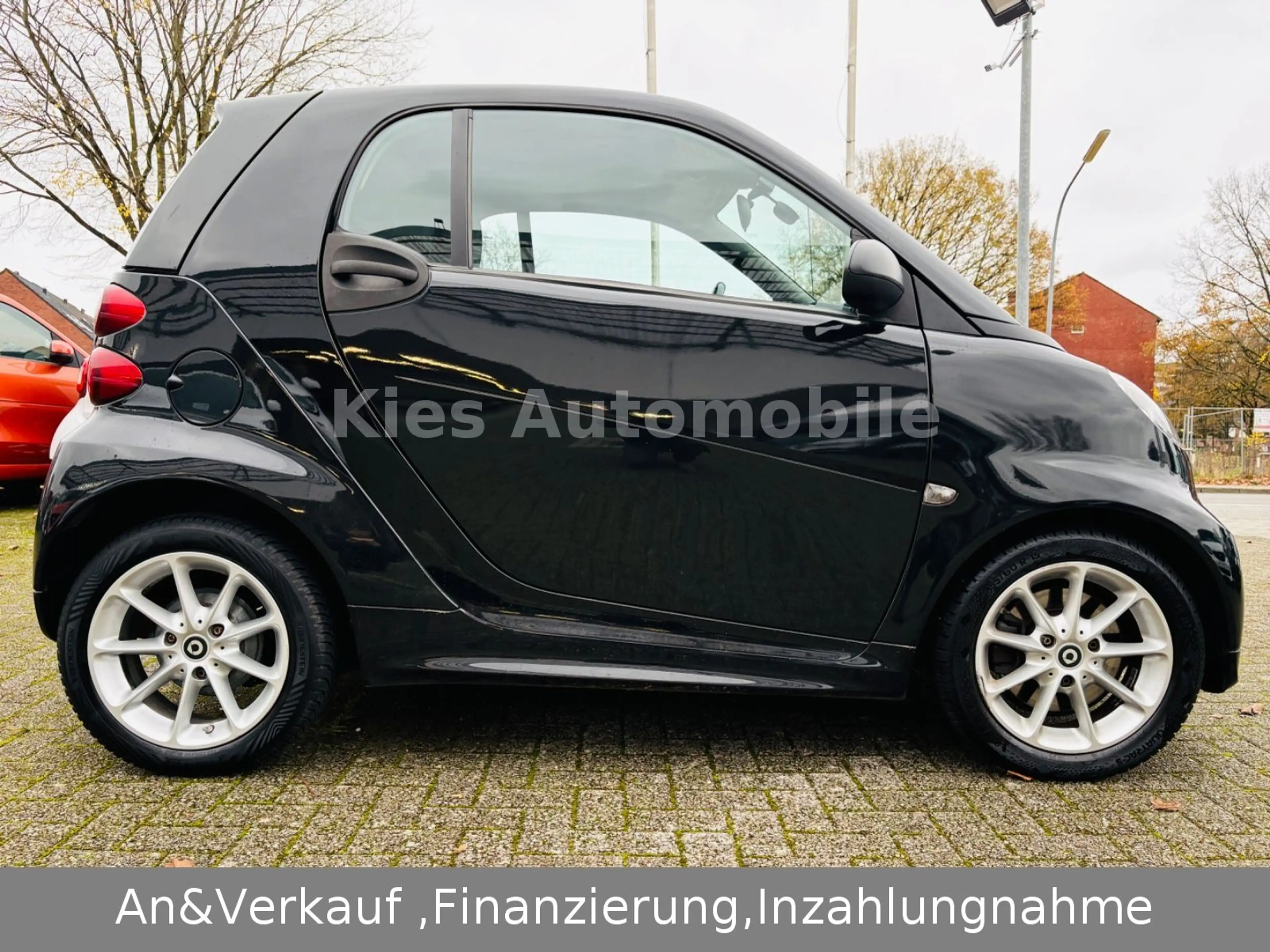 smart forTwo Passion 84Ps AUTOM/SERVO/NAVI/PANORAMA — photo 6