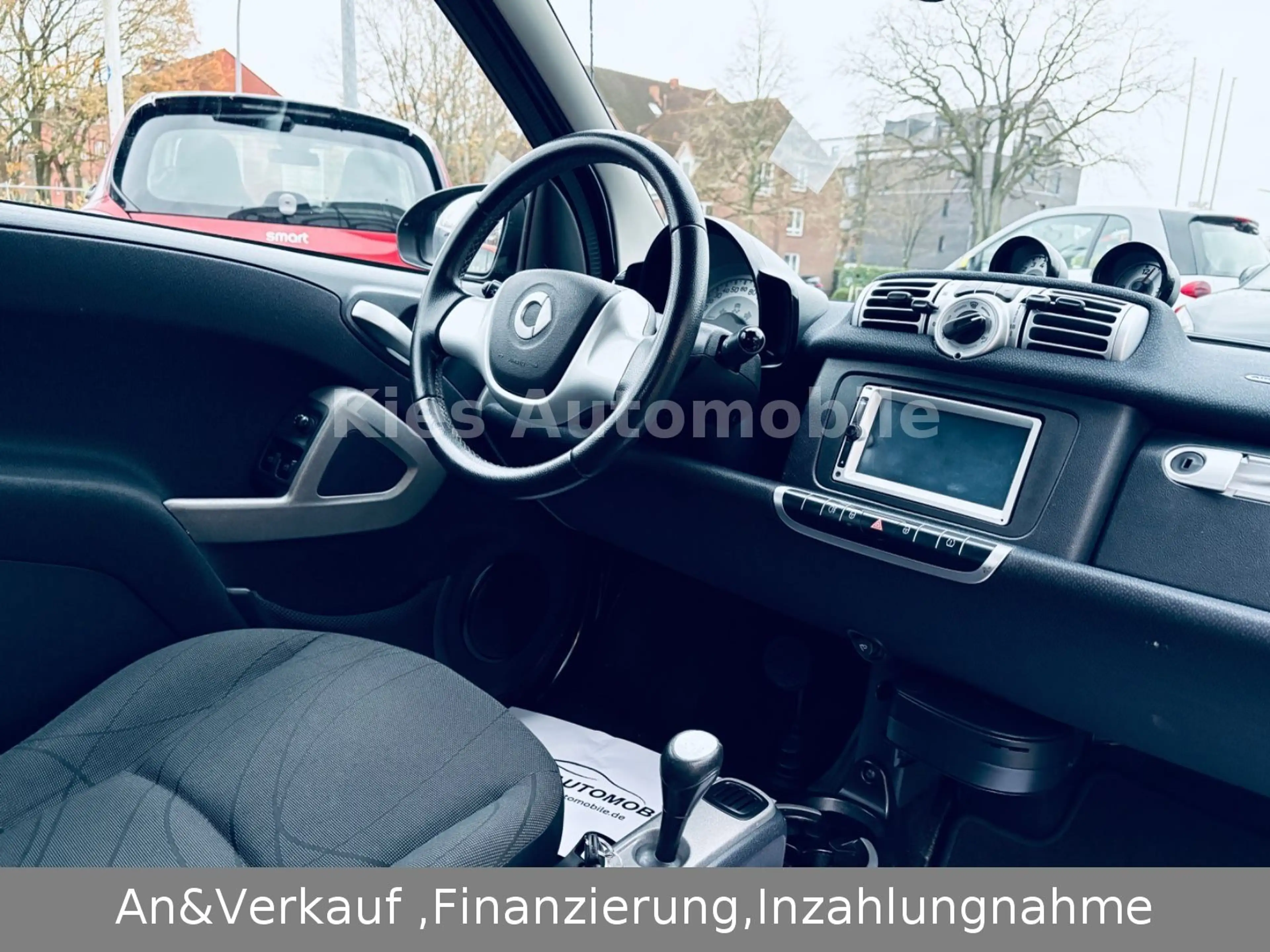 smart forTwo Passion 84Ps AUTOM/SERVO/NAVI/PANORAMA — photo 10