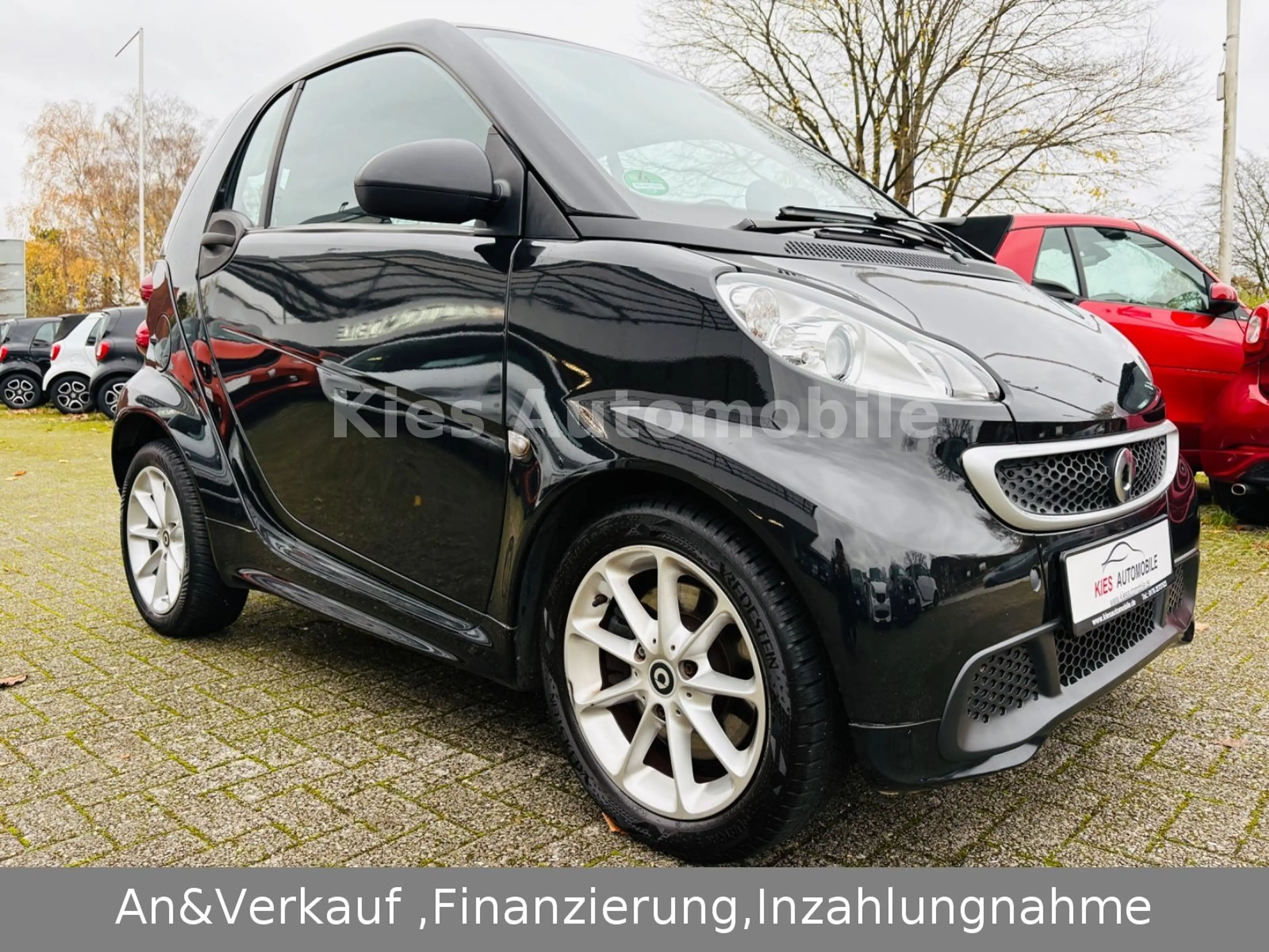 smart forTwo Passion 84Ps AUTOM/SERVO/NAVI/PANORAMA — photo 2