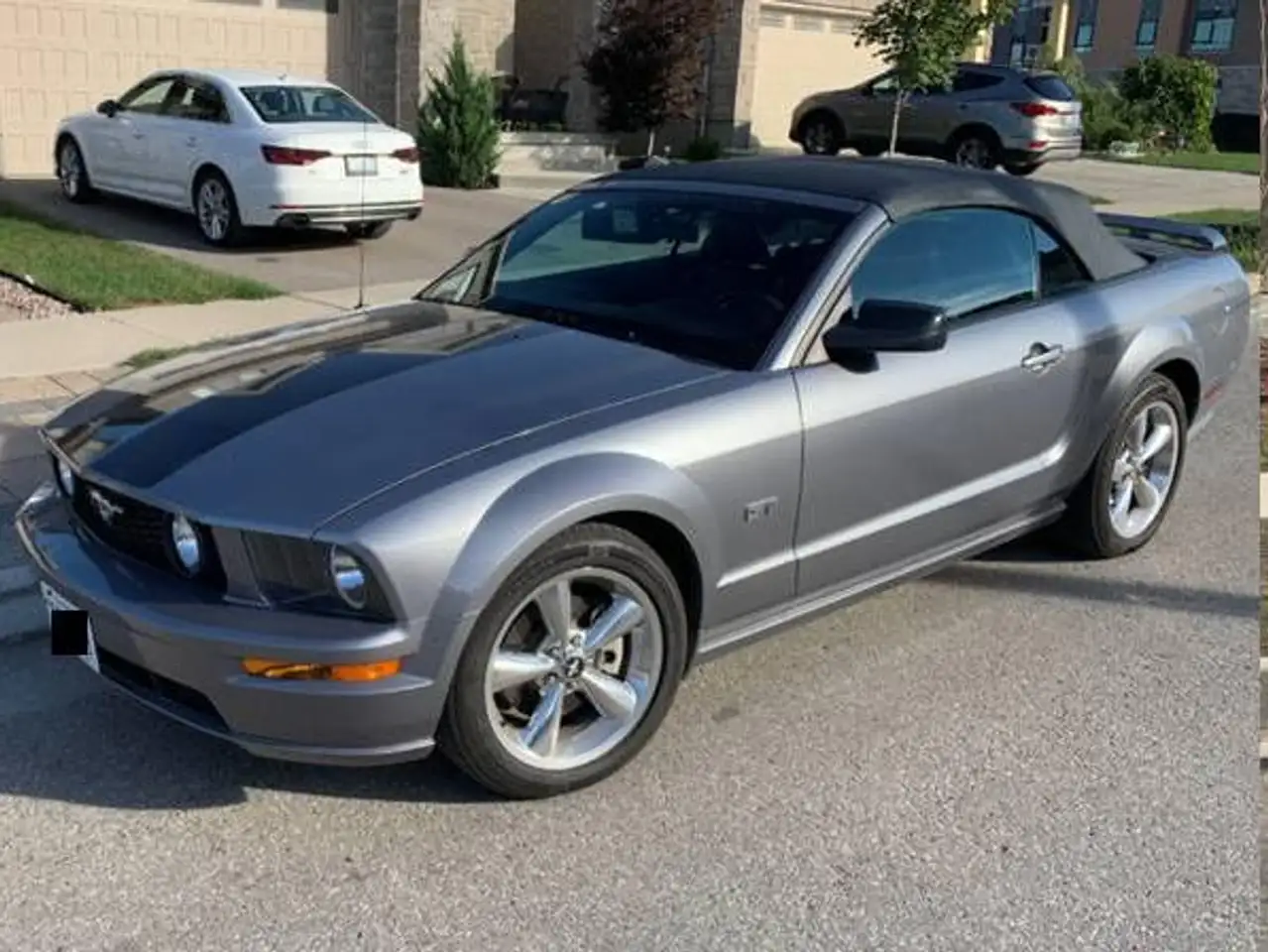 Ford Mustang photo Ford Mustang