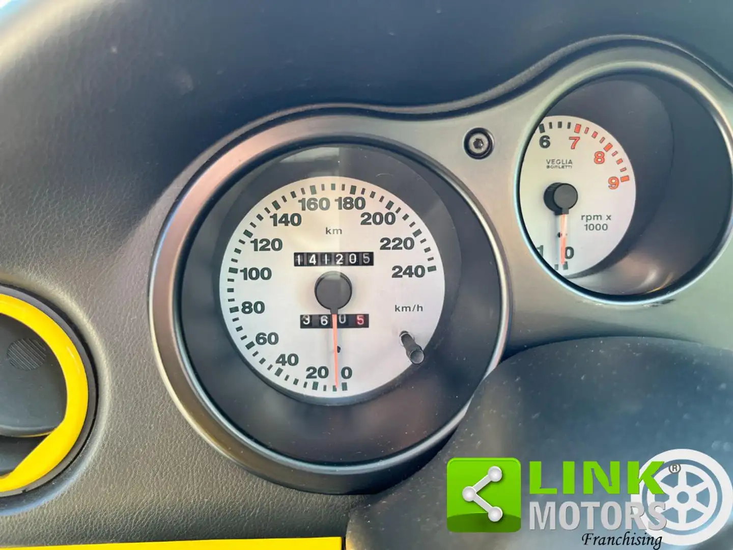 Fiat Barchetta 1.8 16V Giallo - 2