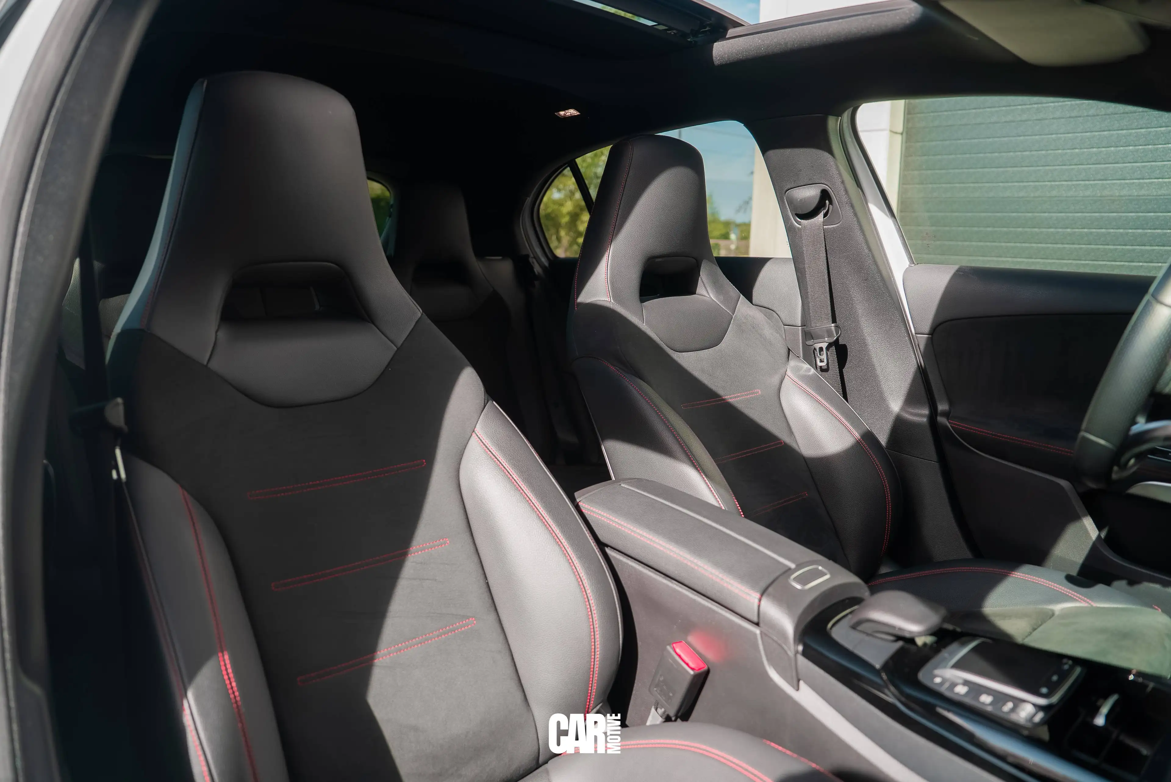 Mercedes-Benz A 35 AMG 4-Matic / PANO / BURMESTER / NIGHT PACK / MULTIBEAM LED / CARPLAY — photo 12