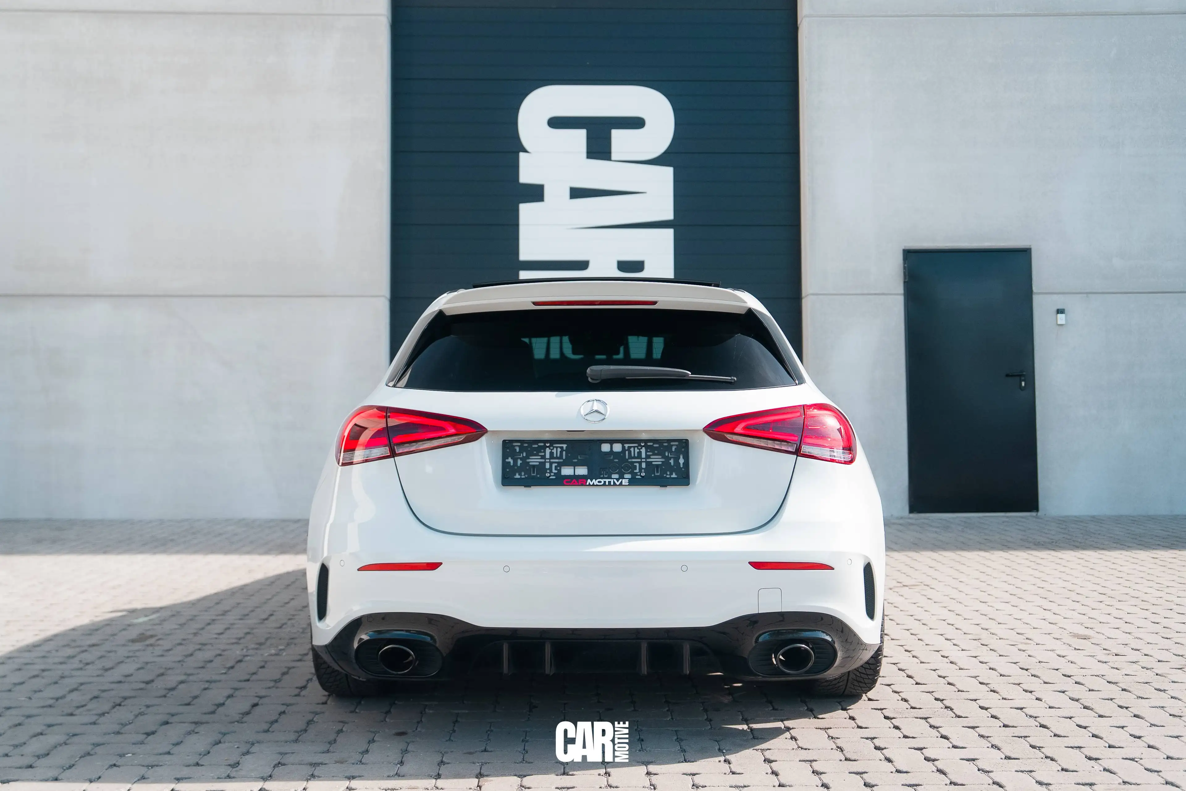Mercedes-Benz A 35 AMG 4-Matic / PANO / BURMESTER / NIGHT PACK / MULTIBEAM LED / CARPLAY — photo 3