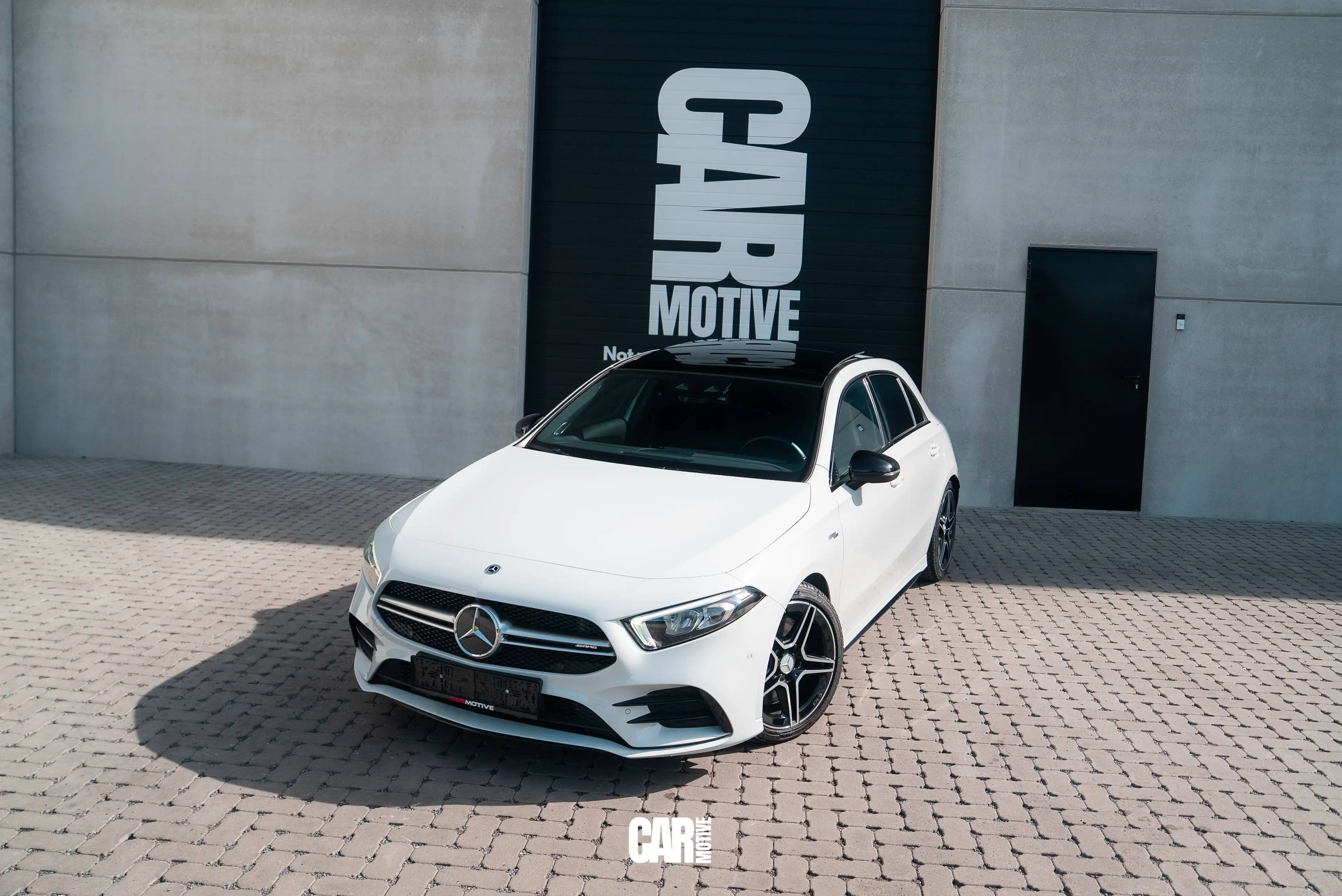 Mercedes-Benz A 35 AMG 4-Matic / PANO / BURMESTER / NIGHT PACK / MULTIBEAM LED / CARPLAY — photo 2