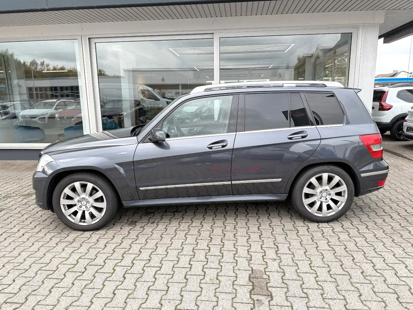 Mercedes-Benz GLK 350 CDI 4Matic *V6*PANO*AHK*NAVI*SCHECKHEFT* Grau - 2