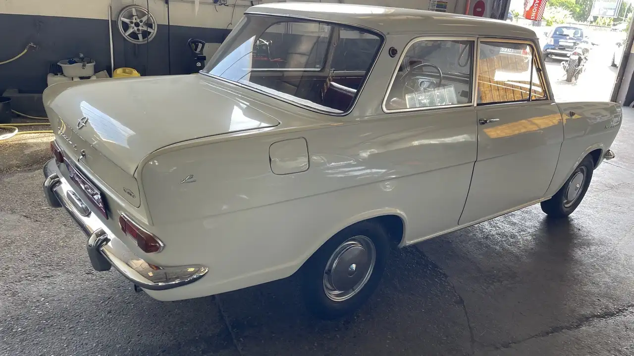 Opel KADETT L, foto 11