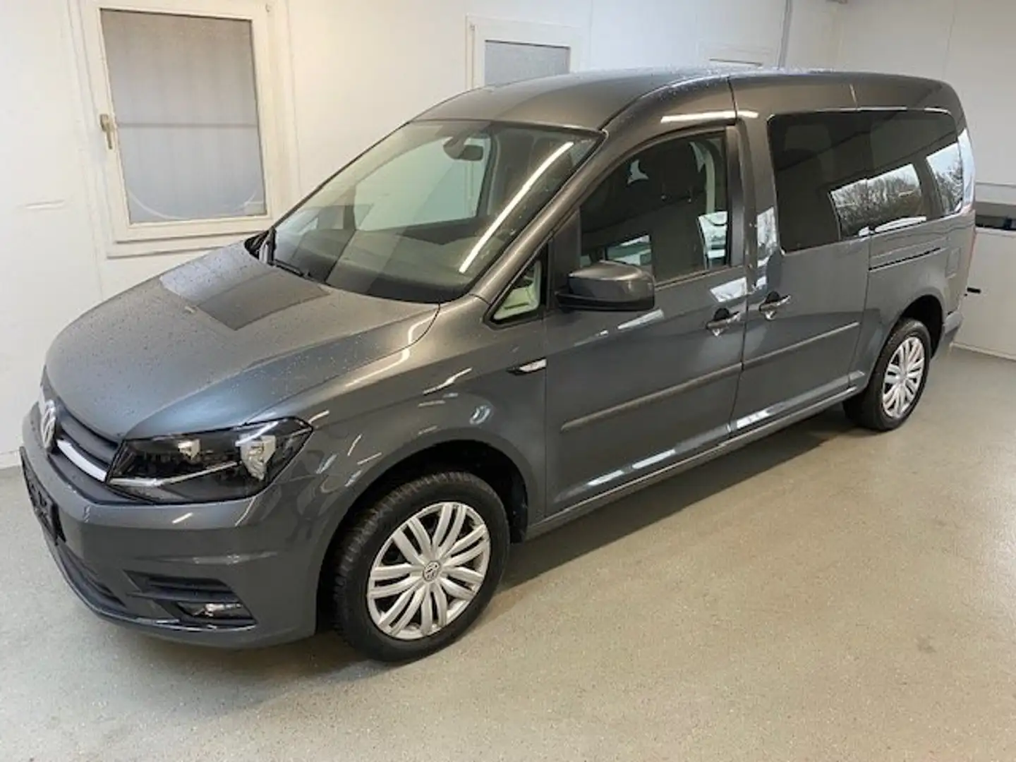Volkswagen Caddy Maxi 1.4 TSI 92KW Climatronic Navi Sitzheizung APP Grau - 2