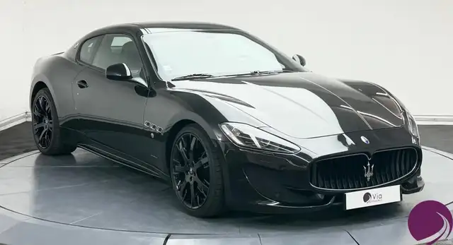 Maserati Granturismo view 3