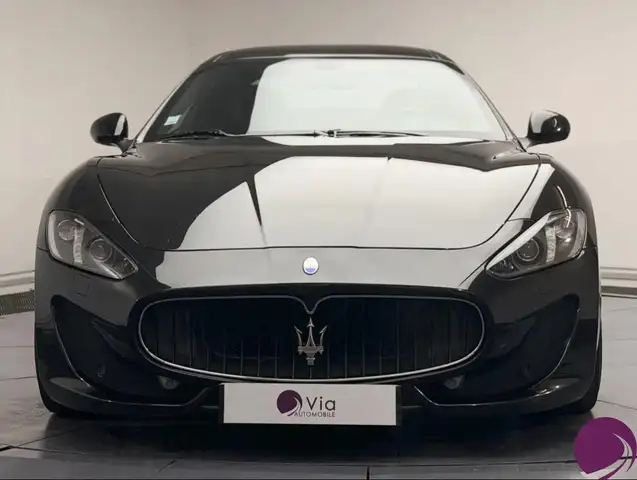 Maserati Granturismo view 2