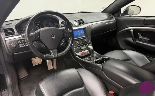 Maserati Granturismo view 8