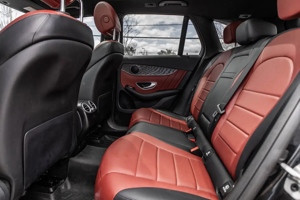 Mercedes-Benz GLC снимка Mercedes-Benz GLC