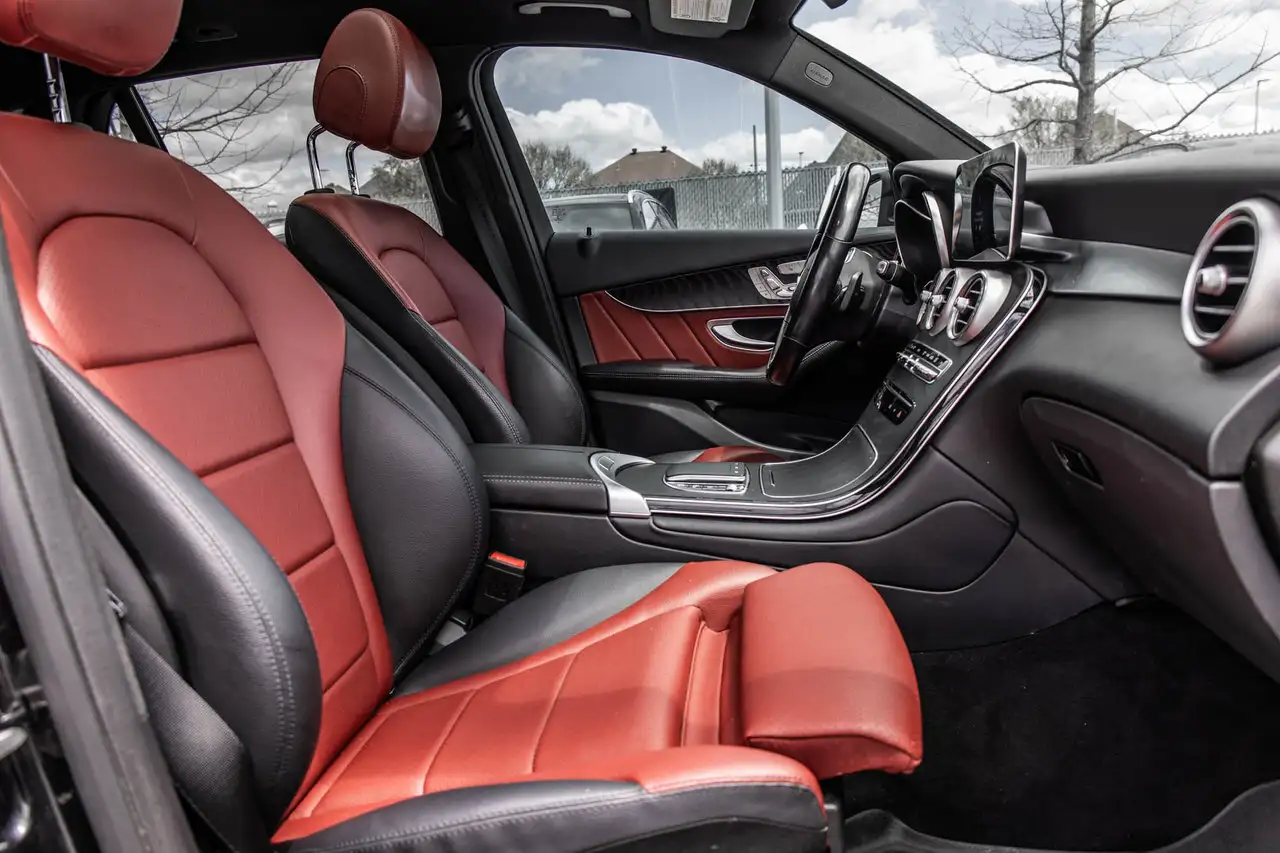 Mercedes-Benz GLC снимка Mercedes-Benz GLC