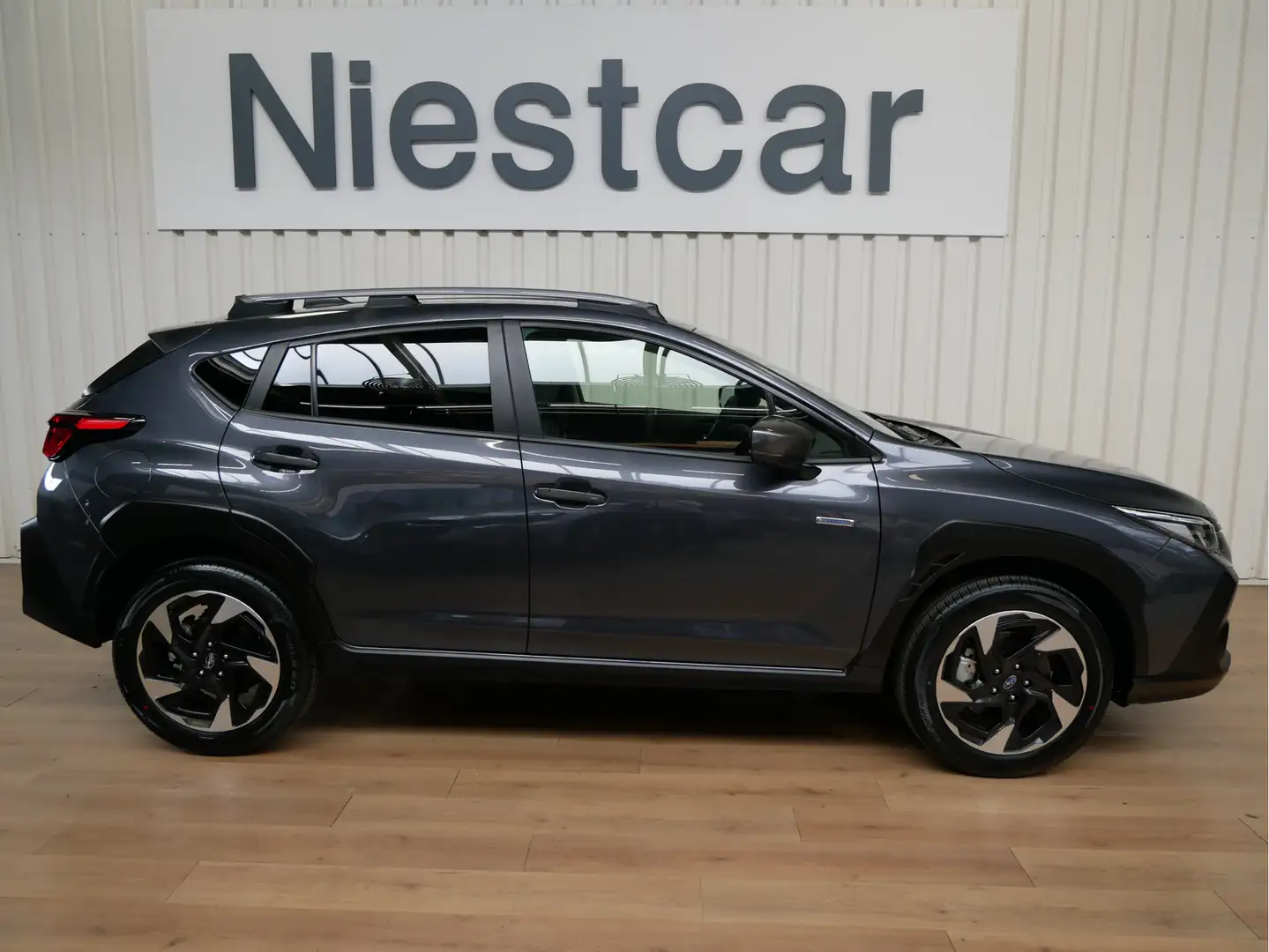 Subaru Crosstrek 2.0i Luxury All NEW Gris - 2