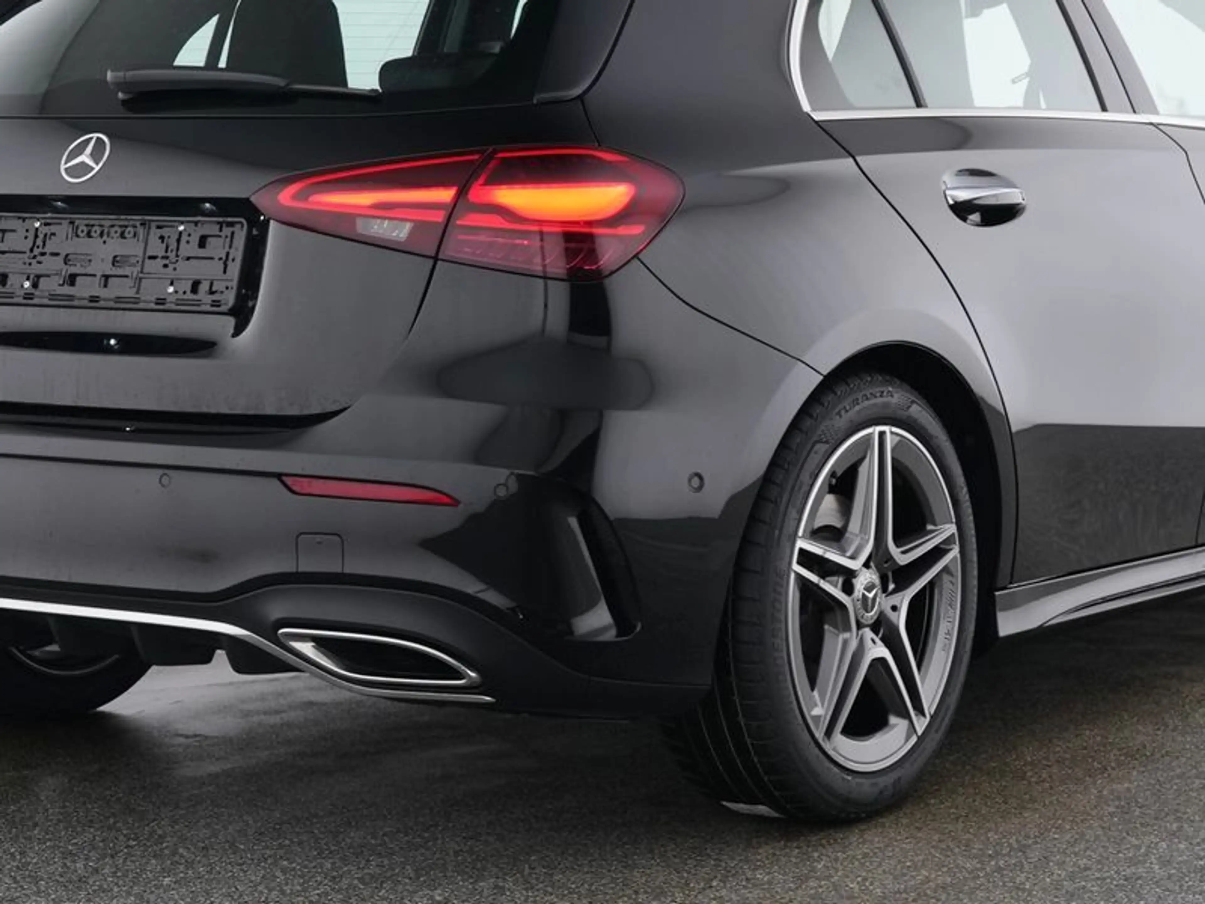 Mercedes-Benz A 200 AMG+TOTW+AMBIENTE+PANO+KAM+LED+PERF AGA — photo 10