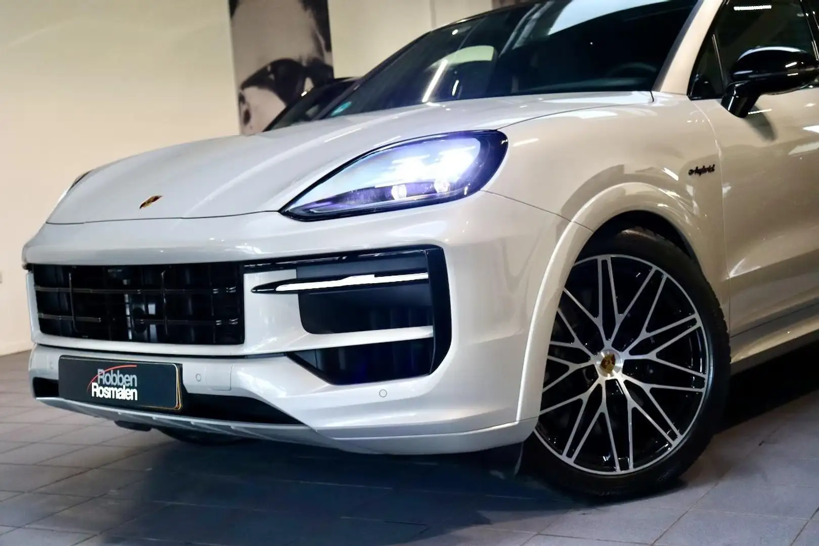 Porsche Cayenne Coupé S E-Hybrid Coupe 519pk NL|Cashmer|SportDesig Grijs - 2