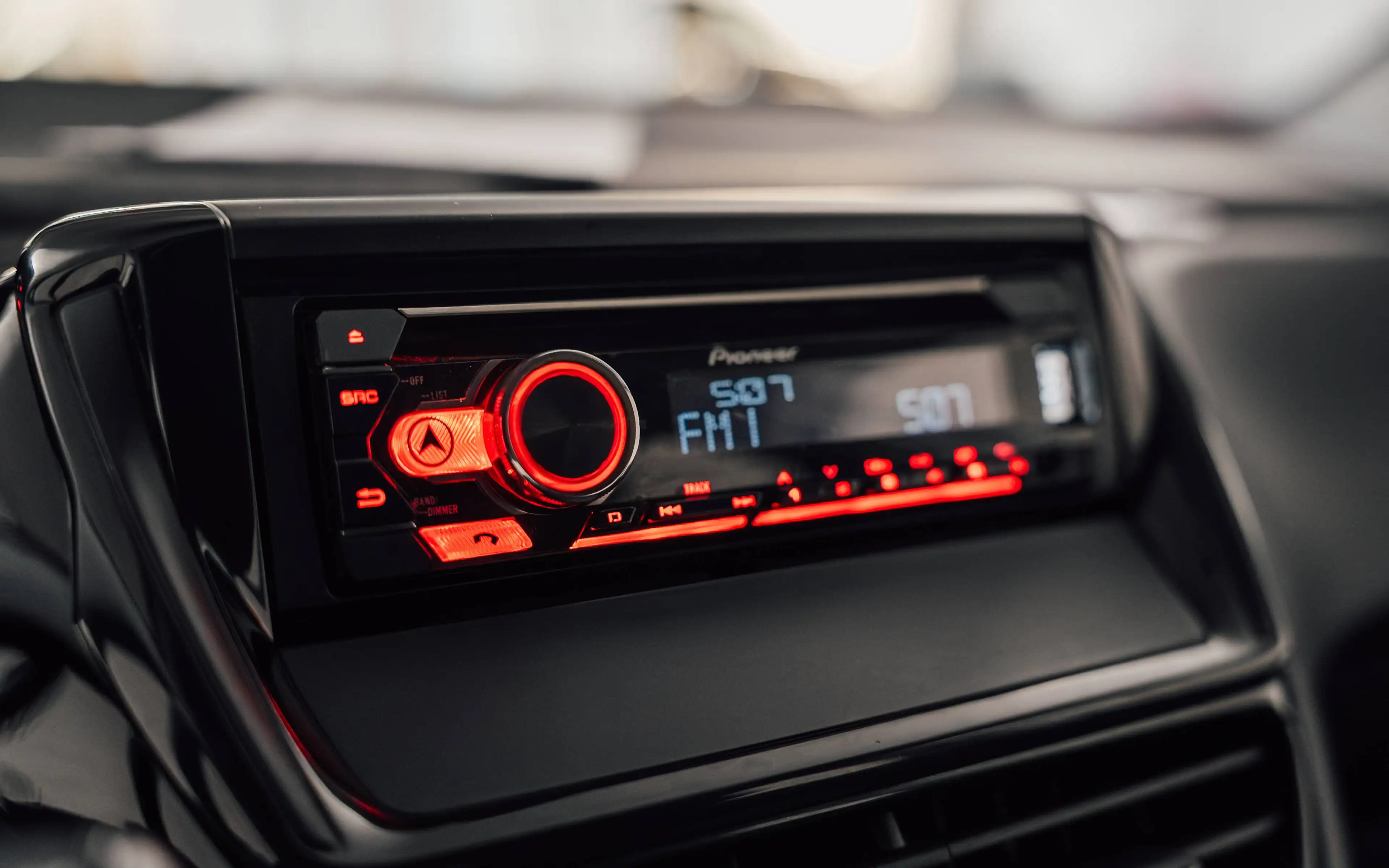 Peugeot 208 208 1.2i S — photo 14