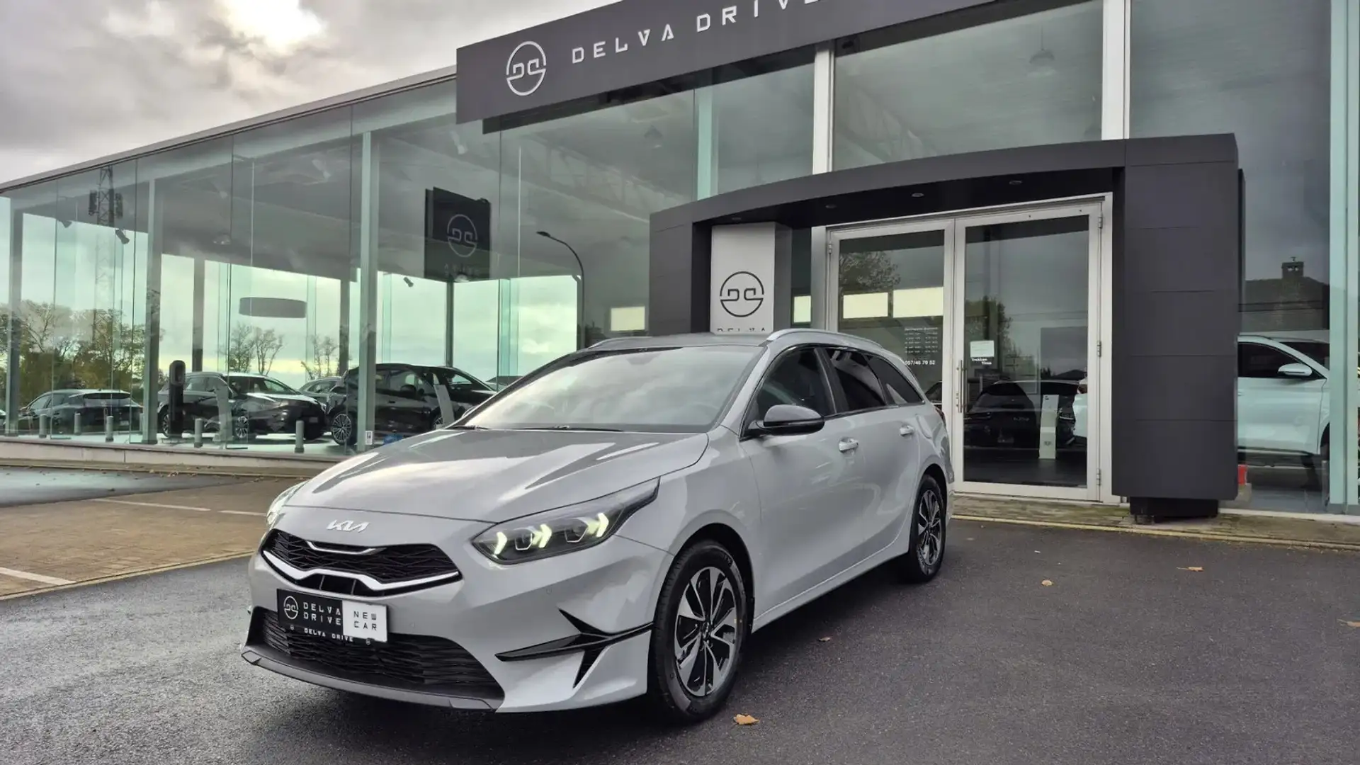 Kia Ceed SW / cee'd SW Sportswagon 1.0 T-GDi Design Edit. ✅ Nieuw Gris - 1
