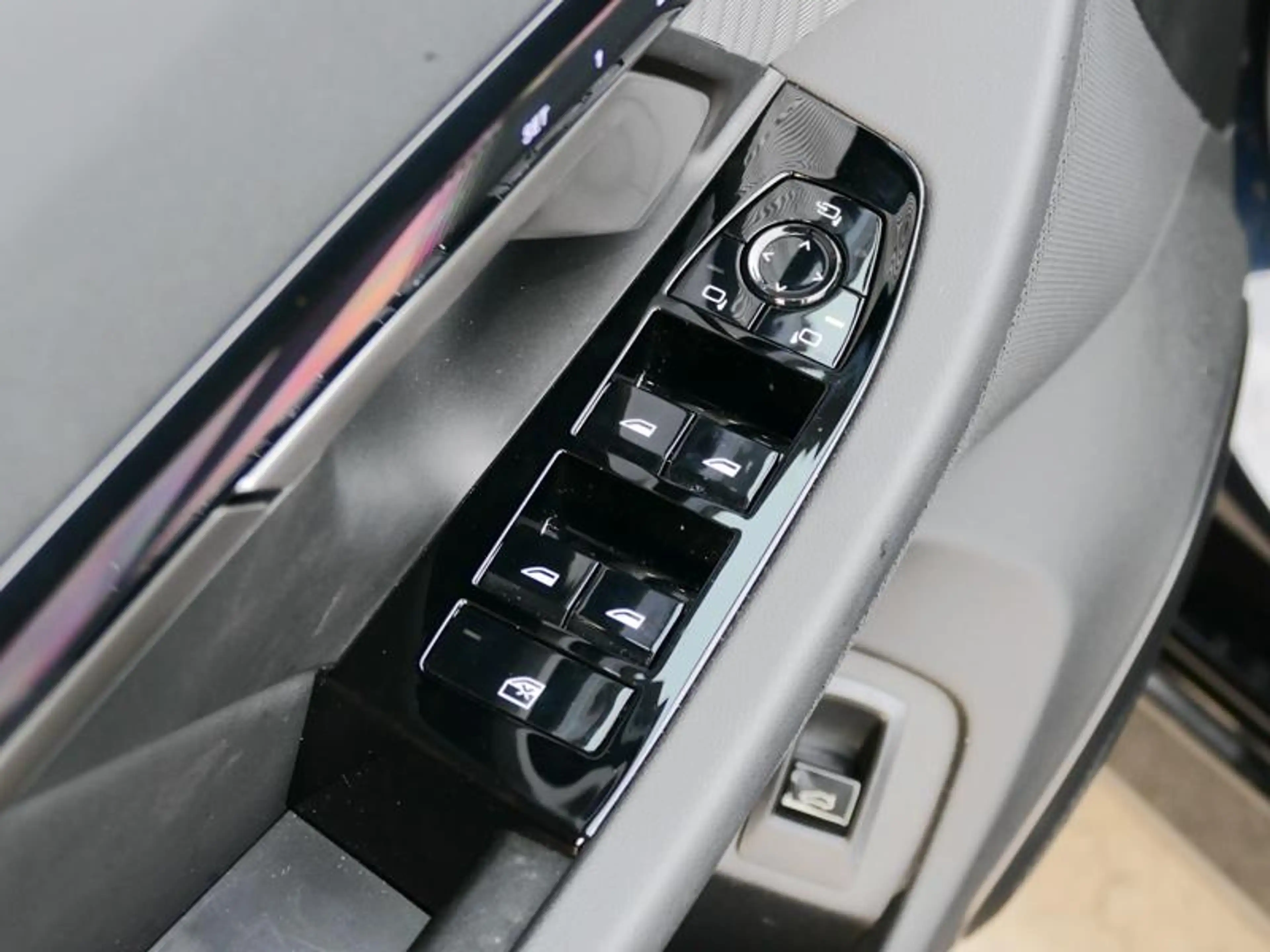 BMW i5 eDrive40 Touring M Sport PRO | PANO | — photo 14