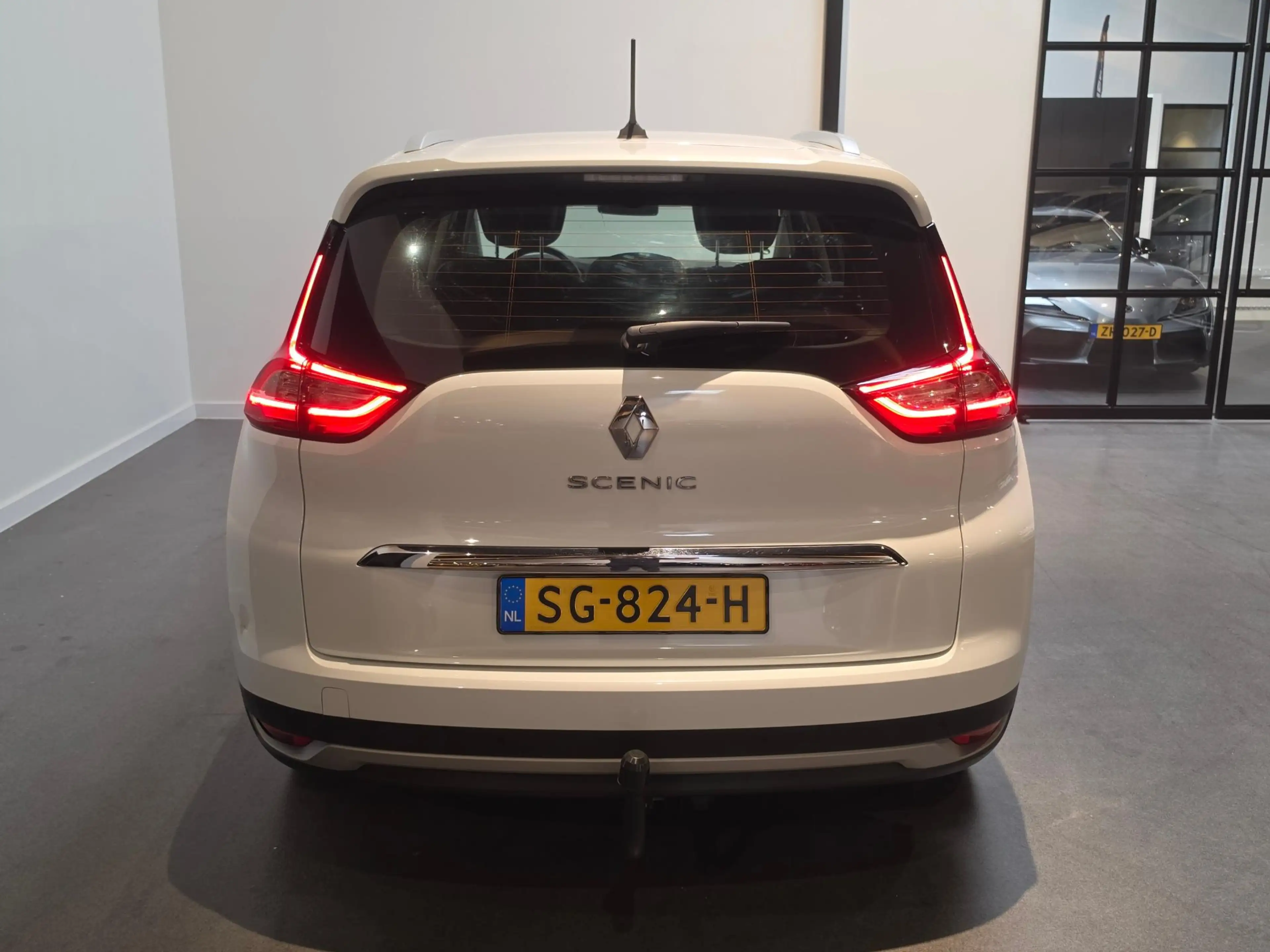 Renault Grand Scenic 1.2 TCe Intens 7p. Stoelverwarming - Stoelmassage — photo 4