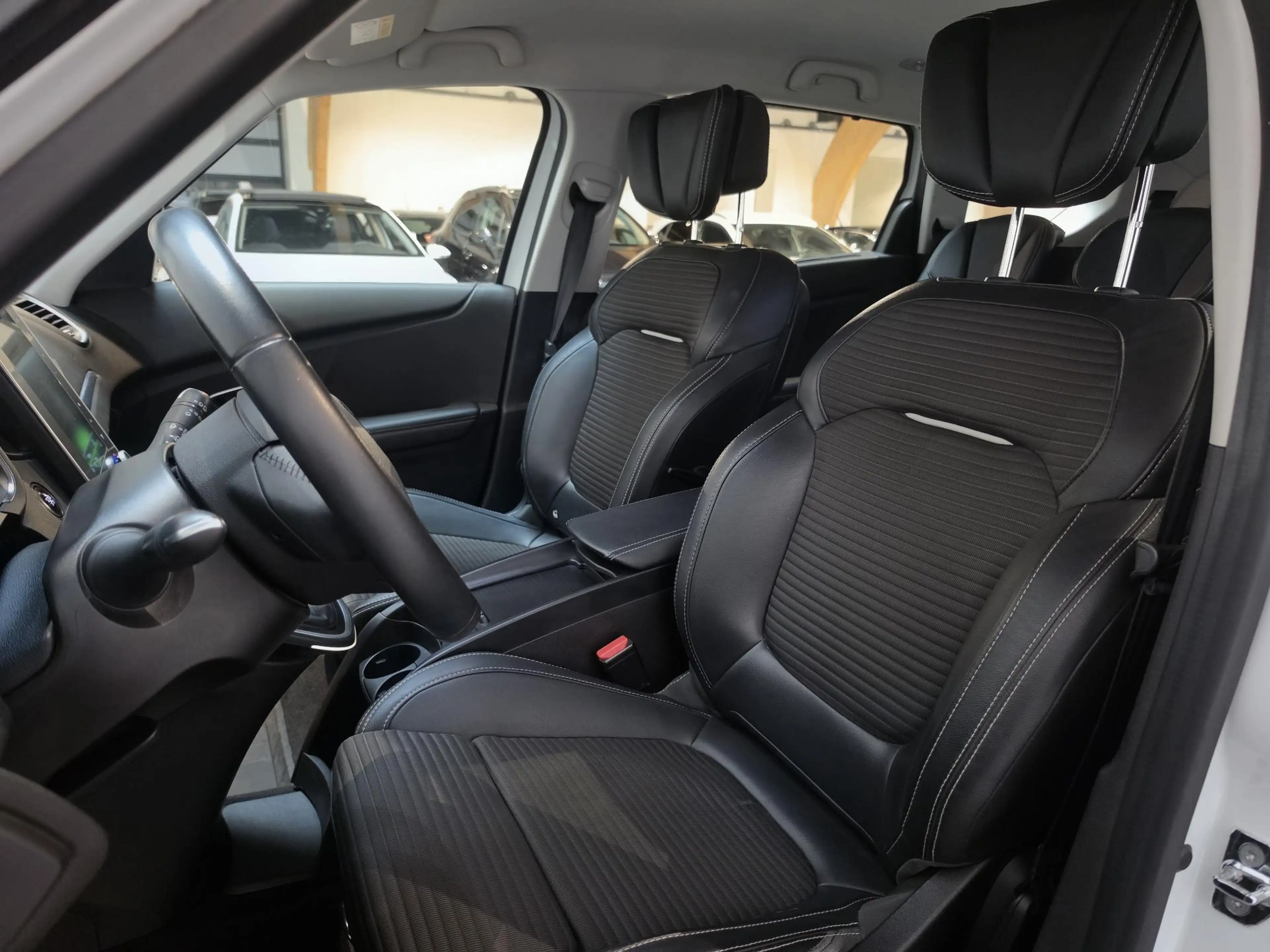 Renault Grand Scenic 1.2 TCe Intens 7p. Stoelverwarming - Stoelmassage — photo 12