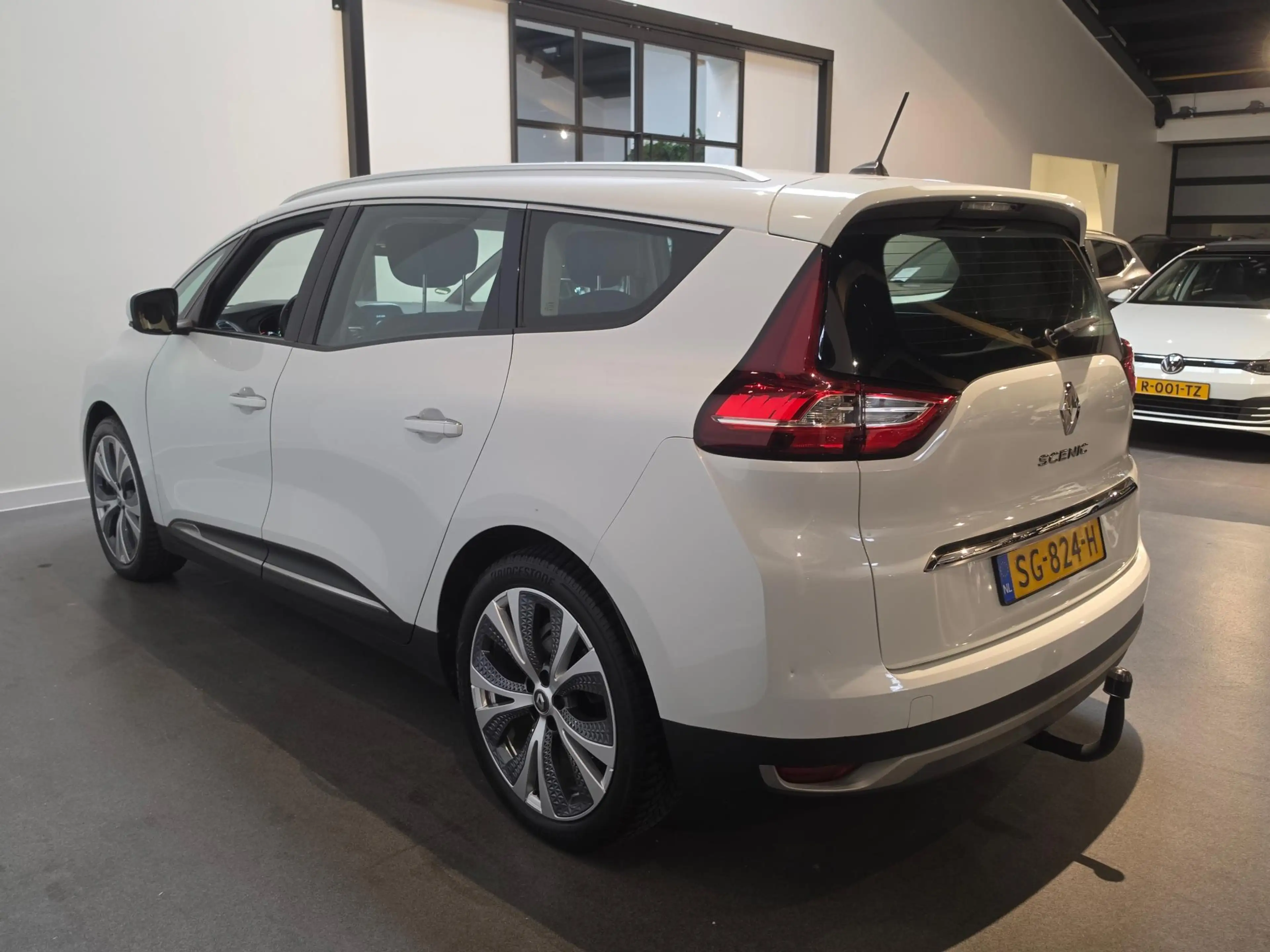 Renault Grand Scenic 1.2 TCe Intens 7p. Stoelverwarming - Stoelmassage — photo 5