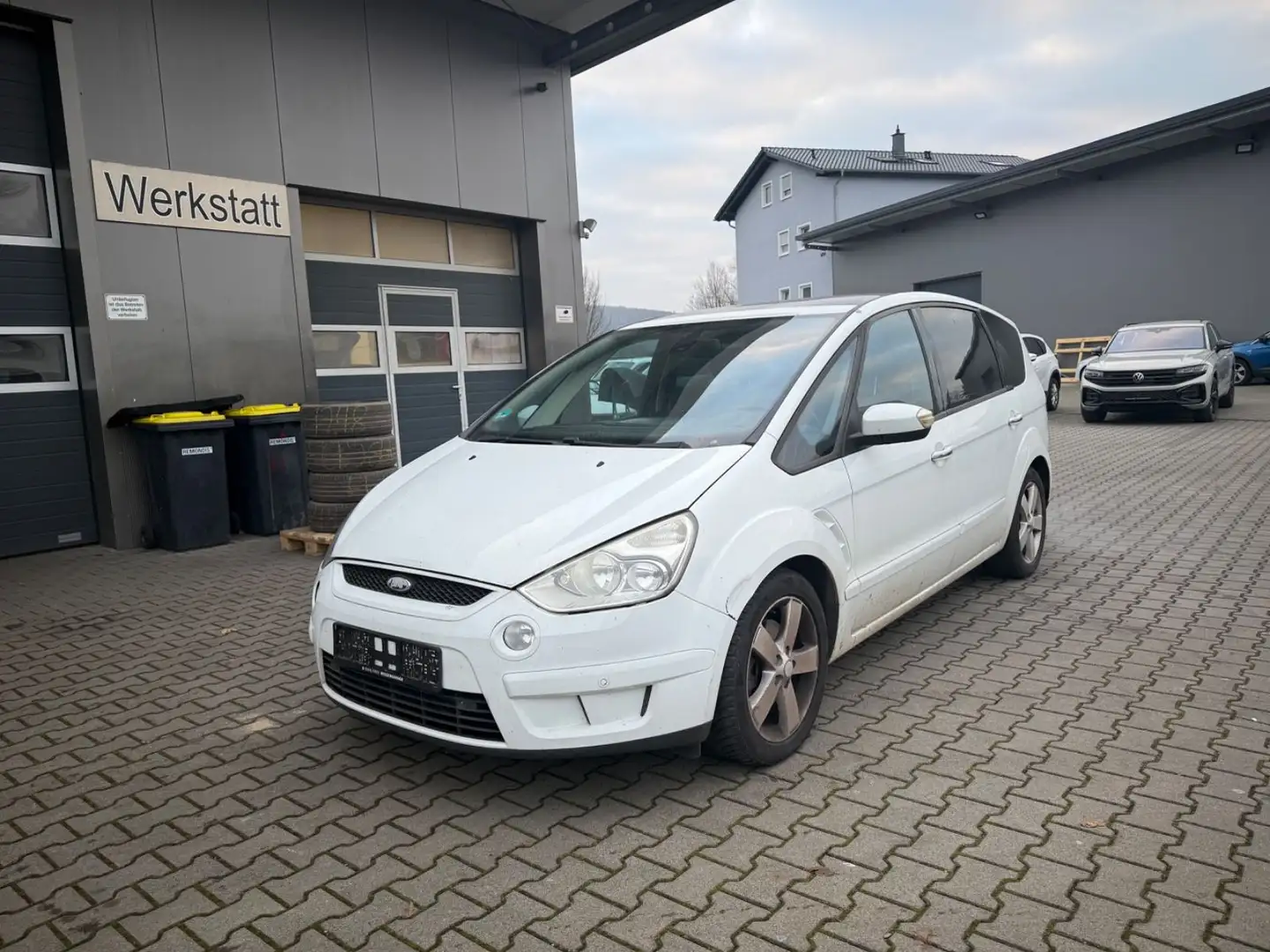 Ford S-Max Titanium *PANO*SITZHZ*PDC*ZR NEU* Weiß - 1