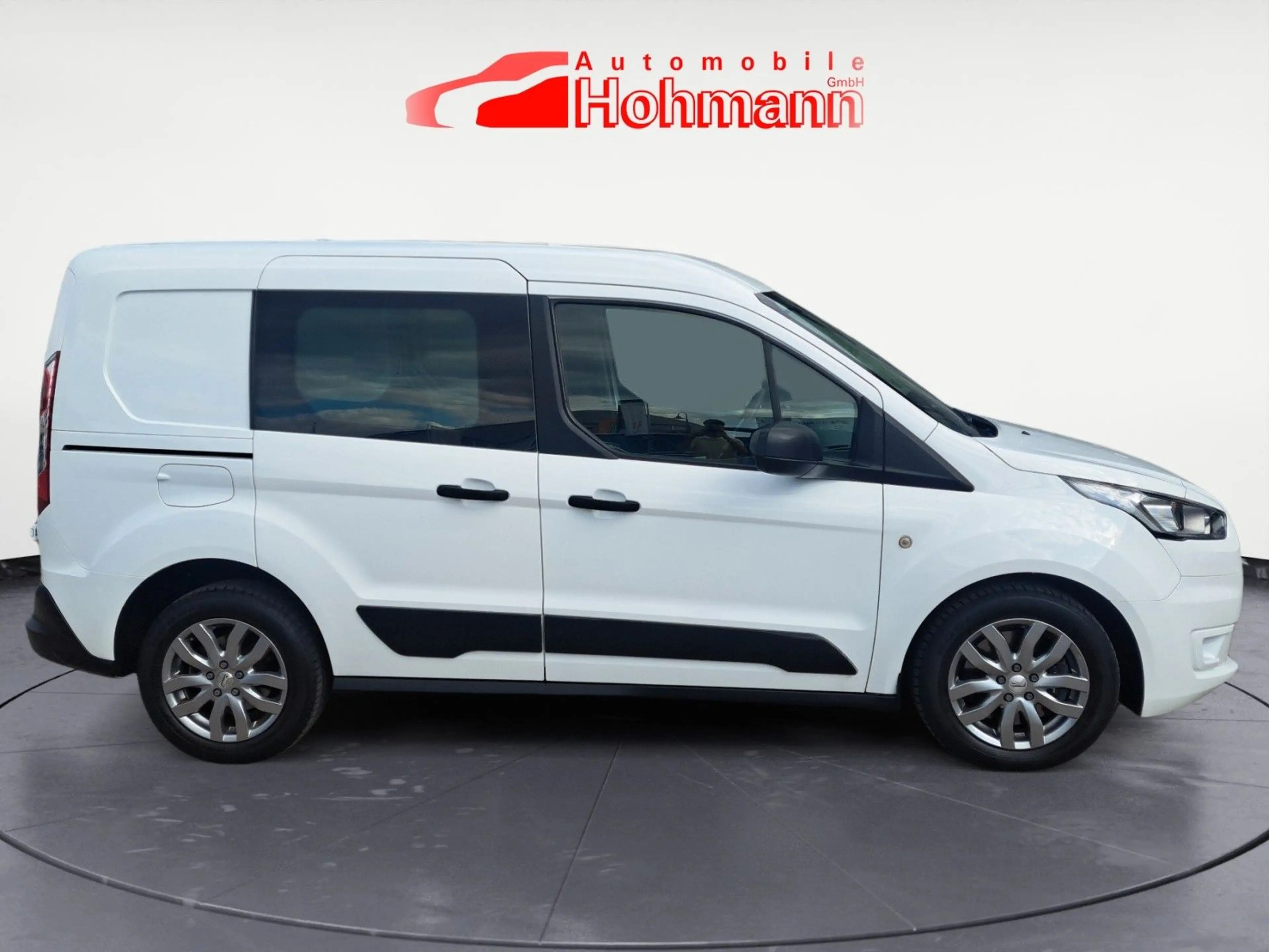 Ford Transit Connect — photo 7